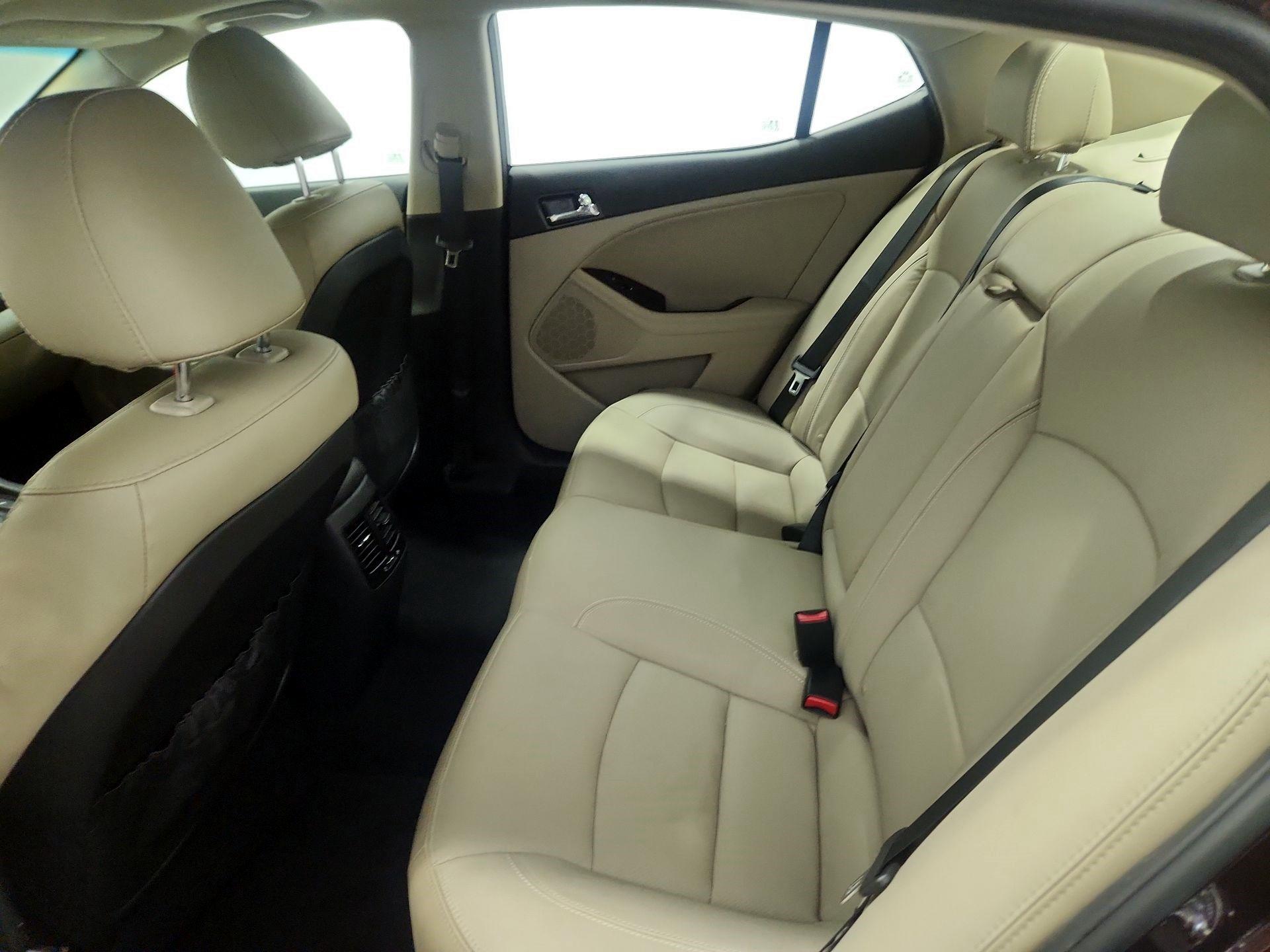 Thumbnail: 2013 Kia Optima - 20