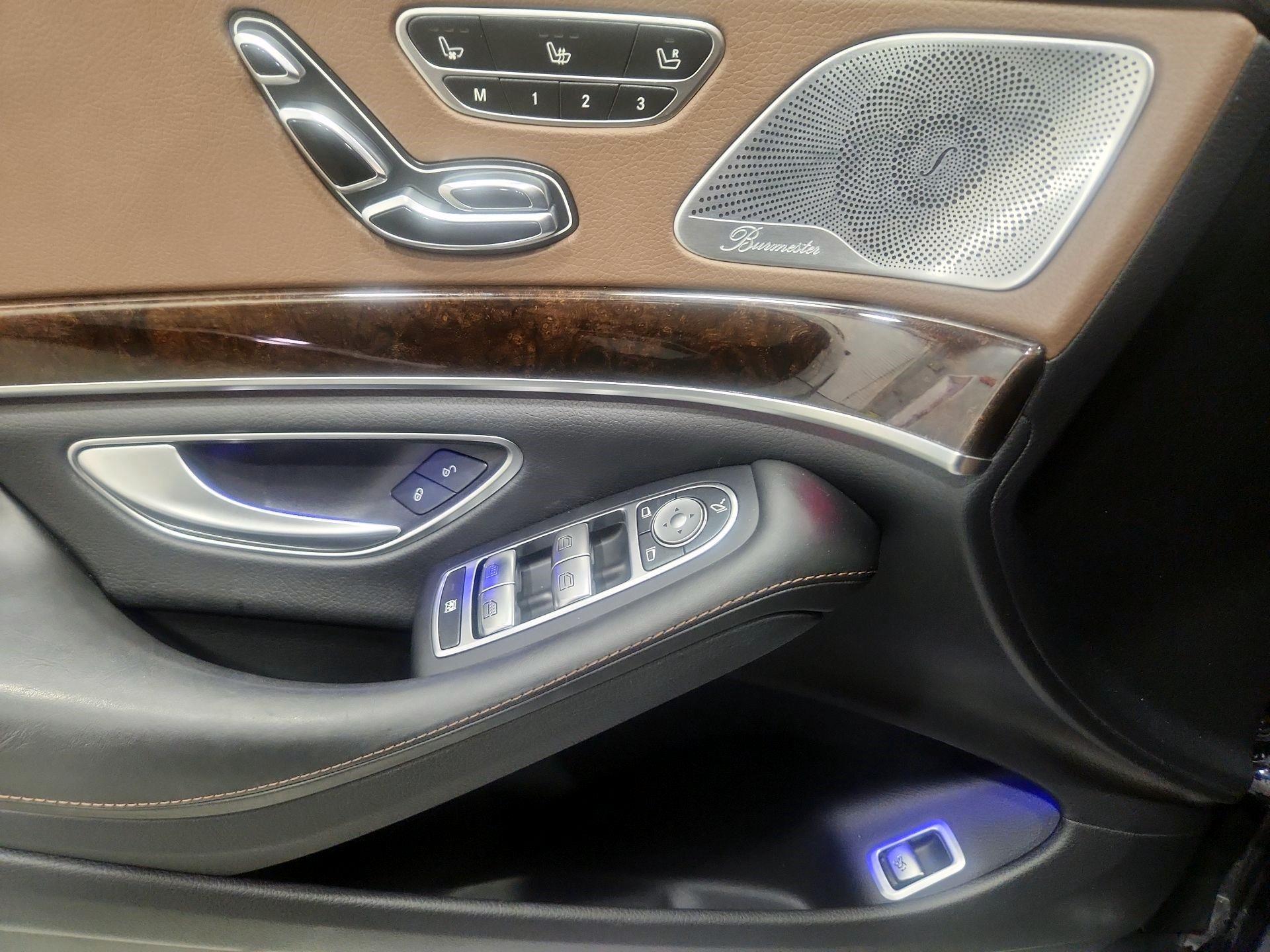 Thumbnail: 2020 Mercedes-Benz S-Class - 12