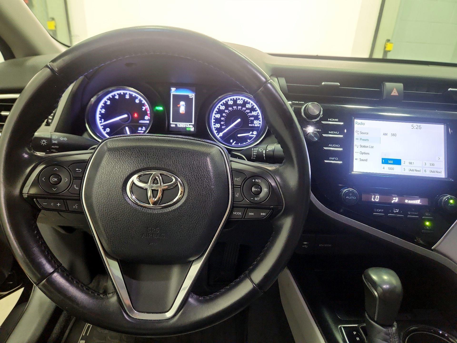 Thumbnail: 2018 Toyota Camry - 9