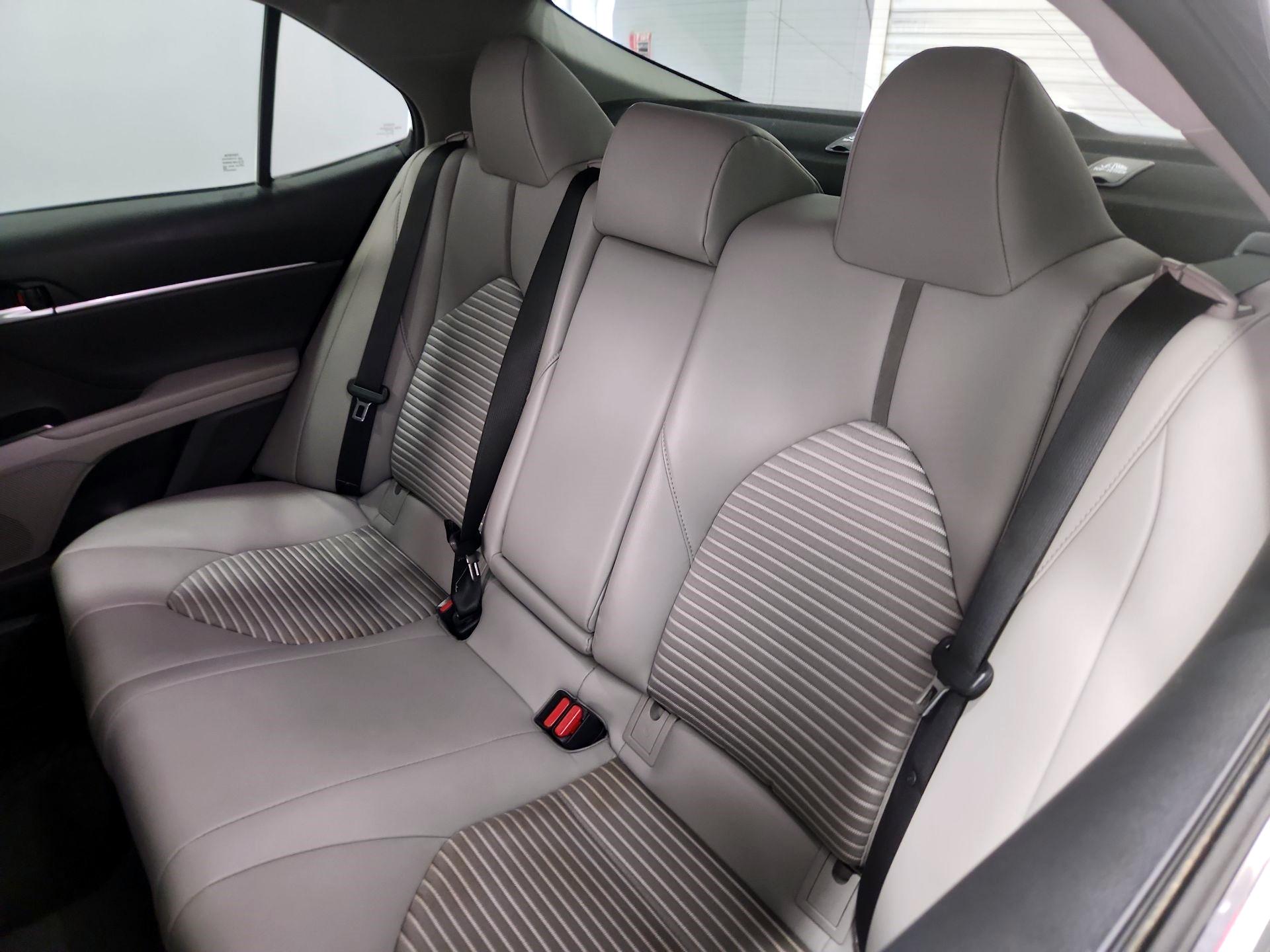 Thumbnail: 2018 Toyota Camry - 20