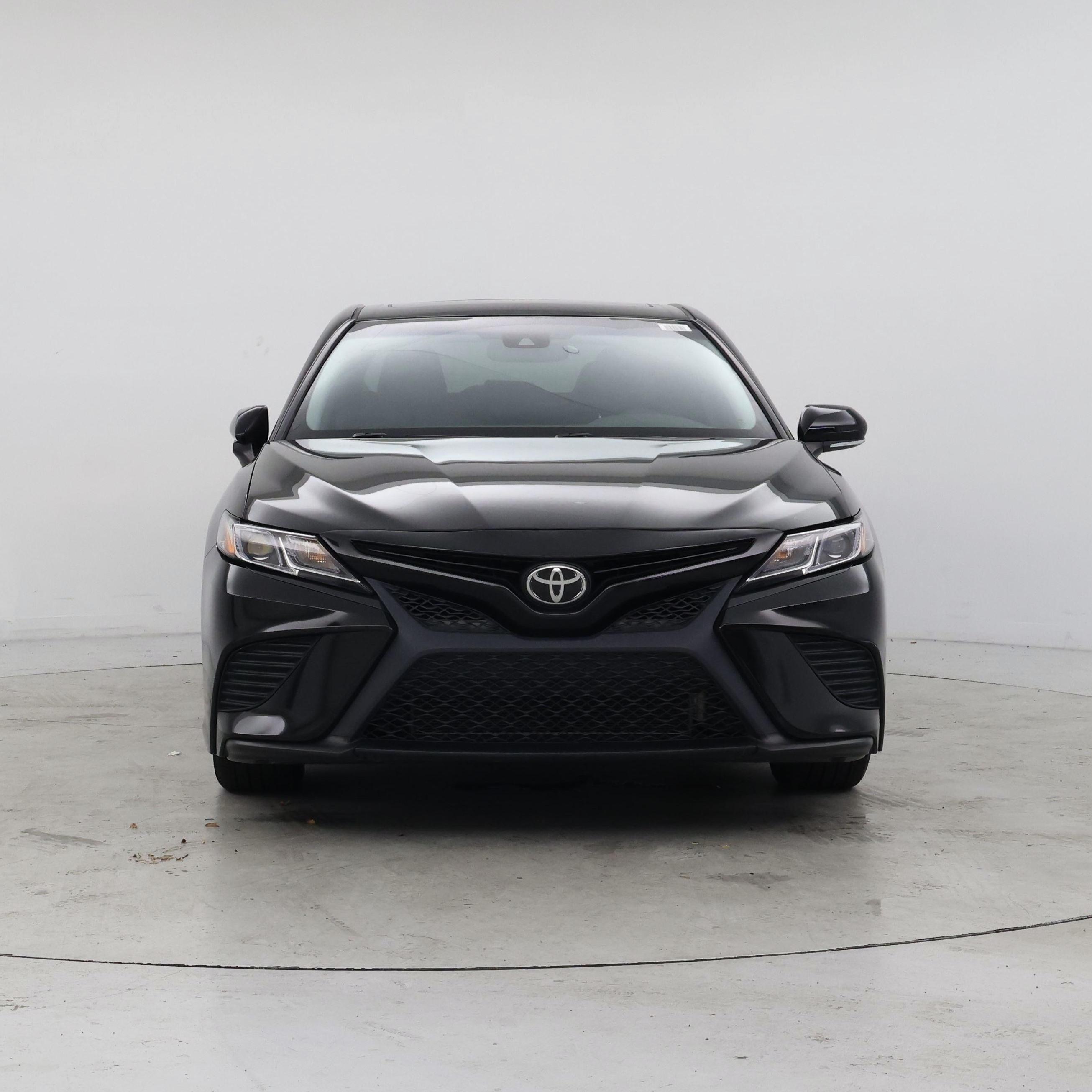 Thumbnail: 2018 Toyota Camry - 5