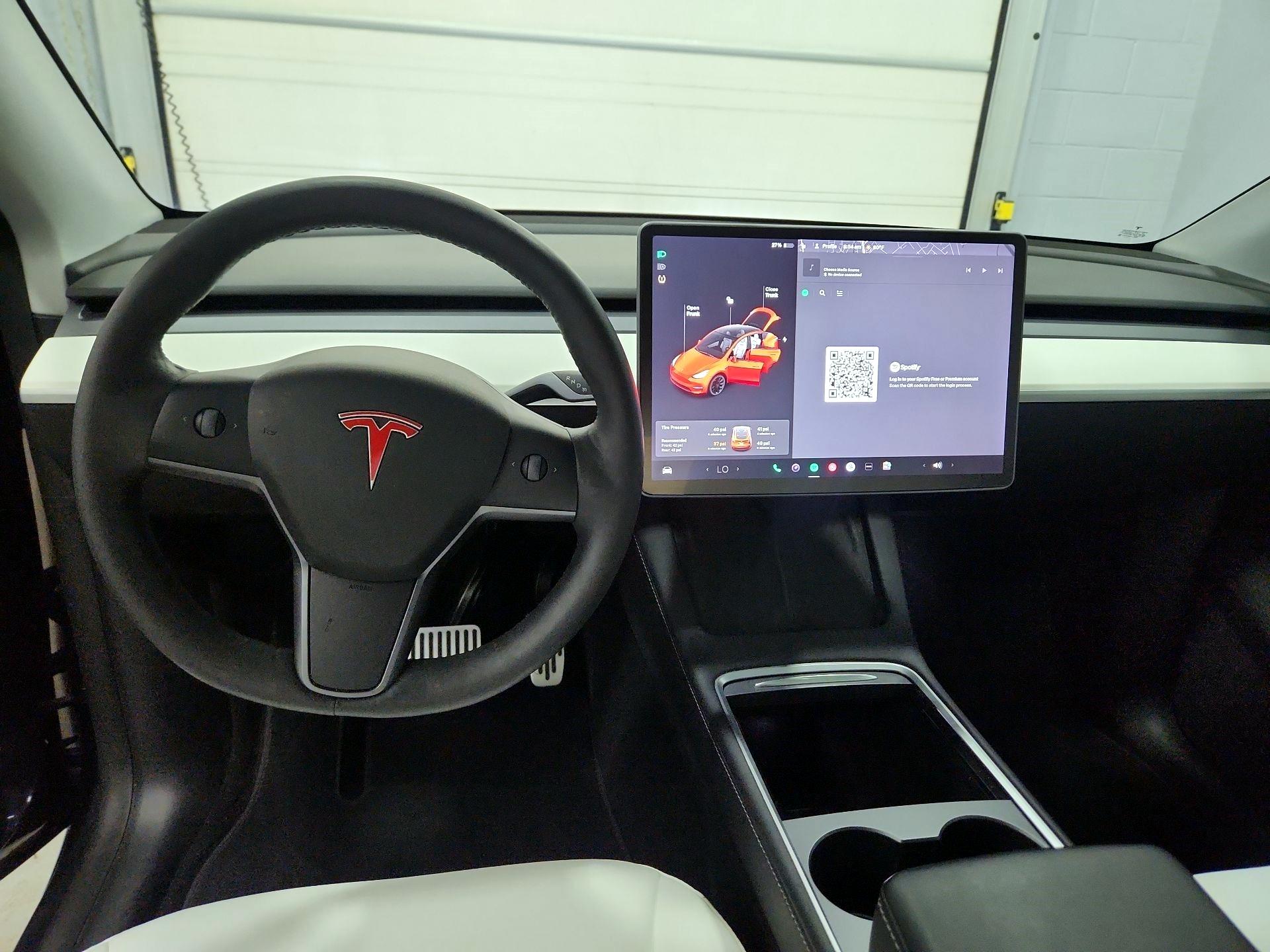 Thumbnail: 2022 Tesla Model Y - 10