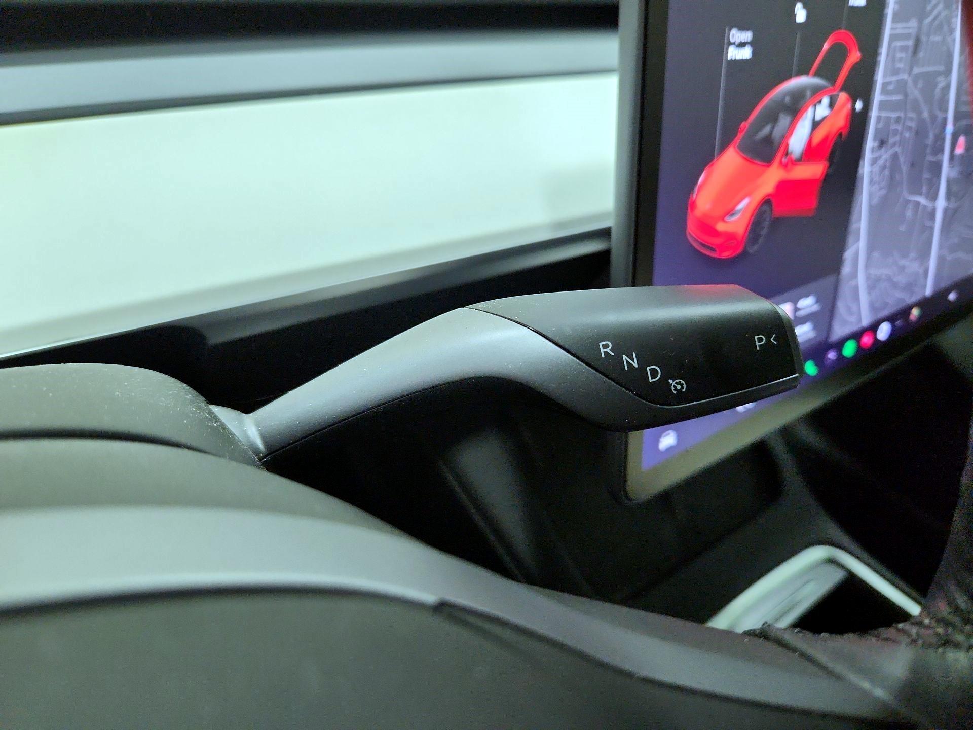 Thumbnail: 2022 Tesla Model Y - 16