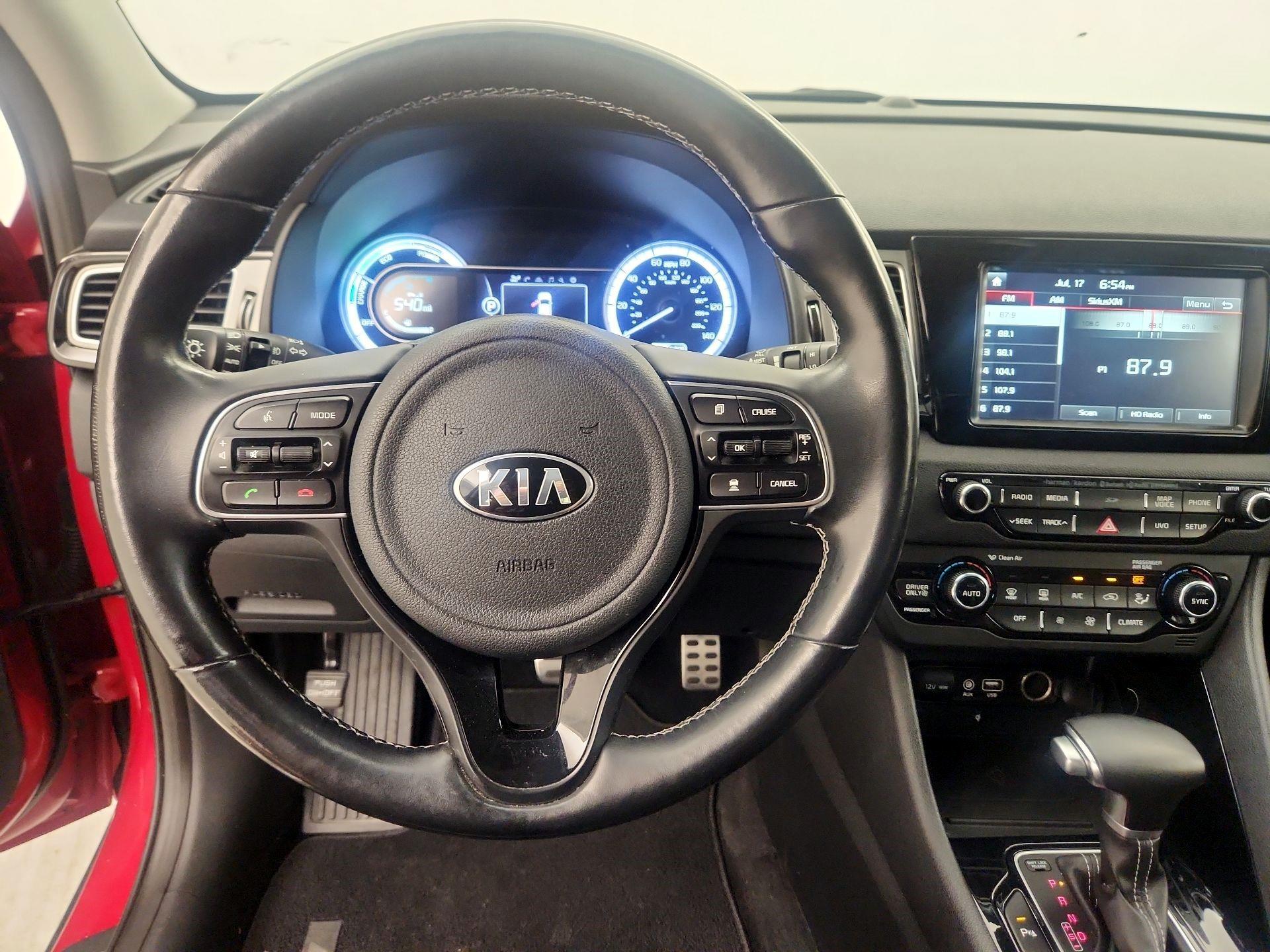 Thumbnail: 2018 Kia Niro - 9