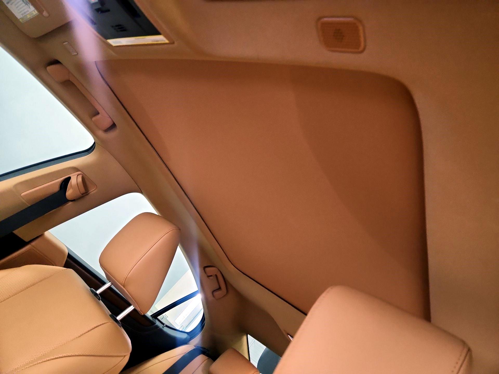 Thumbnail: 2025 Lexus ES - 19