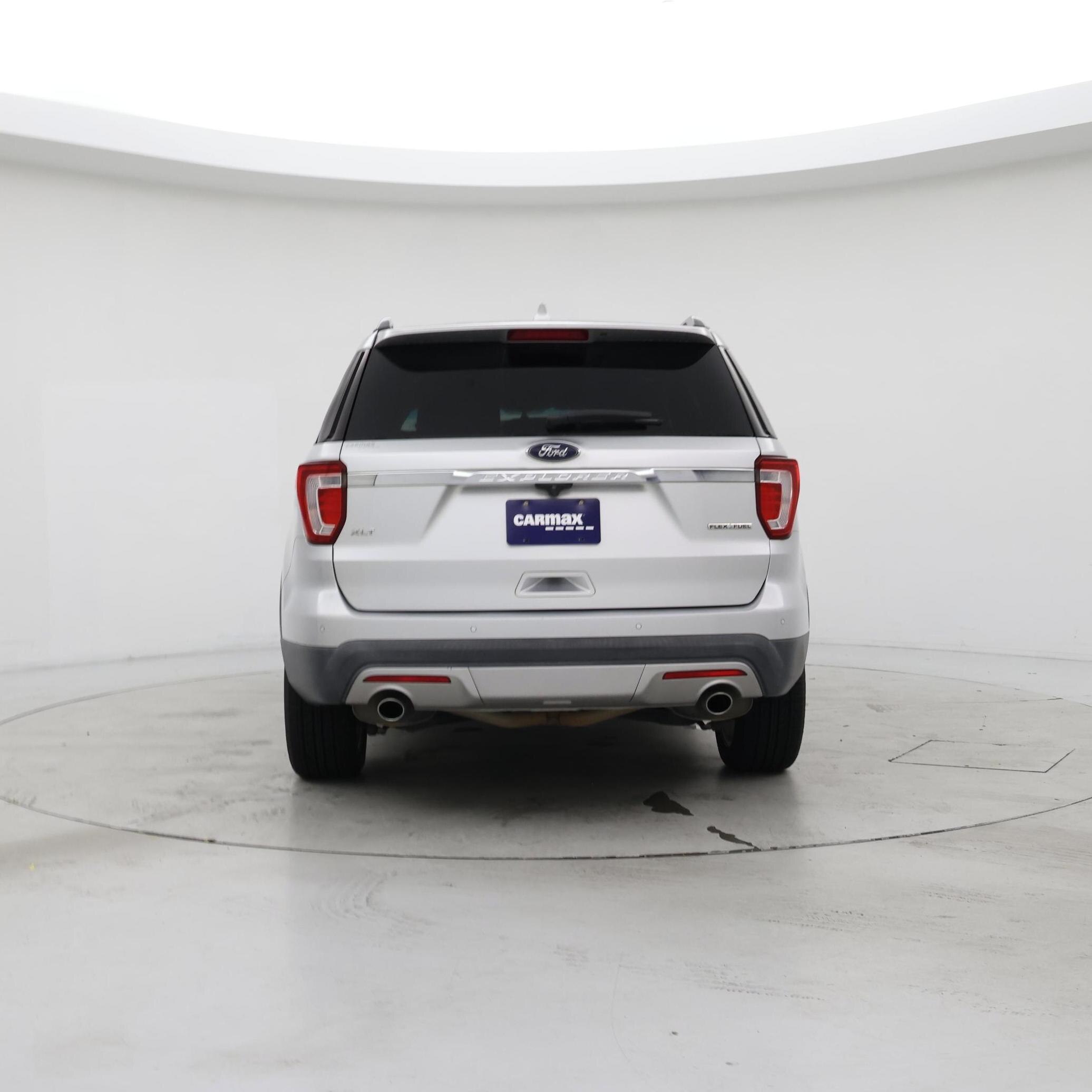 Thumbnail: 2016 Ford Explorer - 6