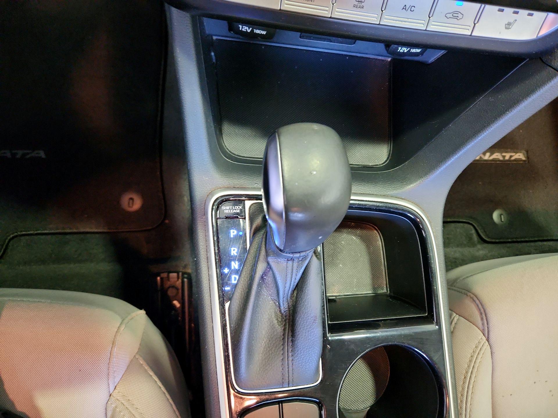 Thumbnail: 2018 Hyundai Sonata - 17