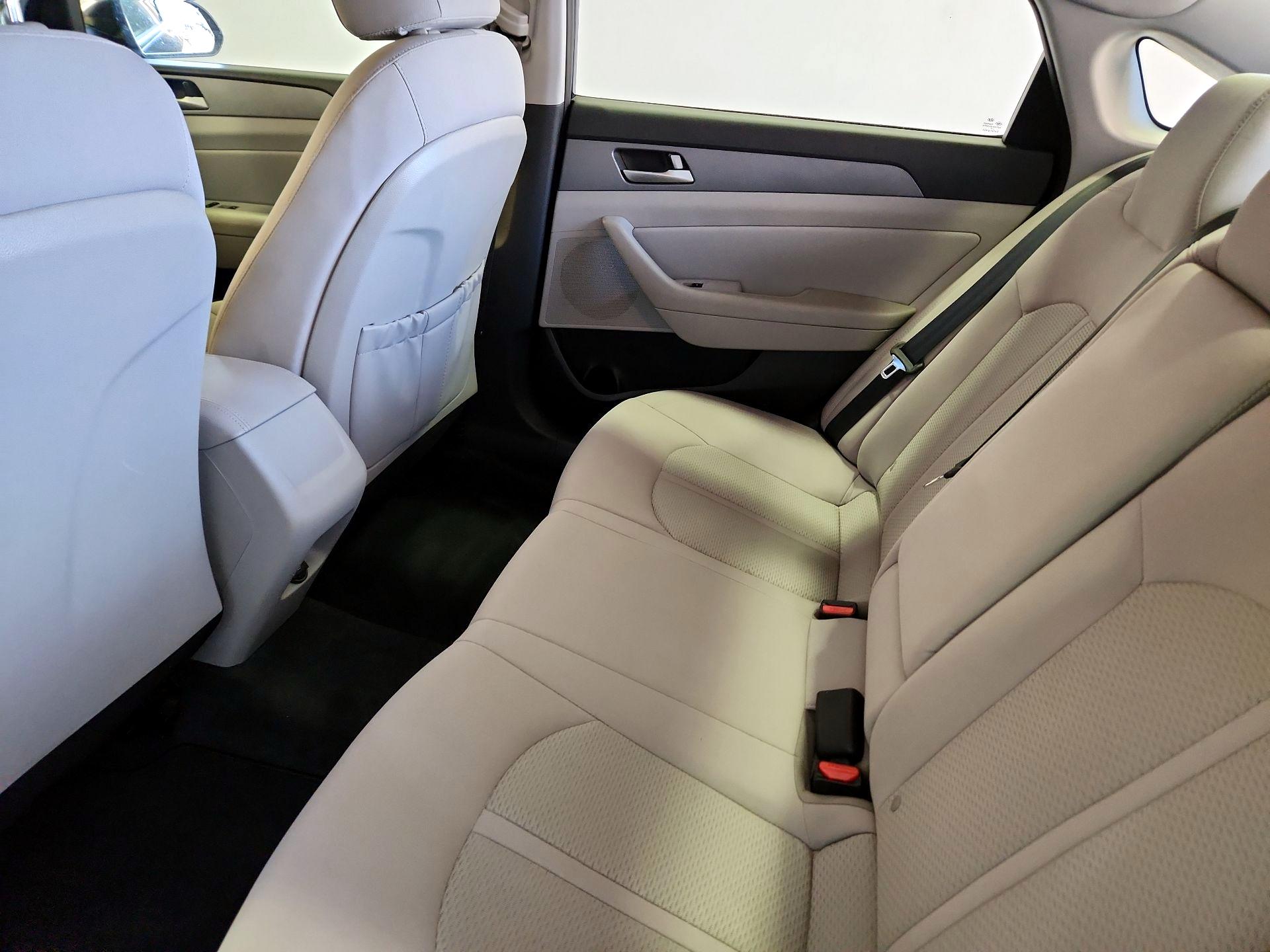 Thumbnail: 2018 Hyundai Sonata - 19