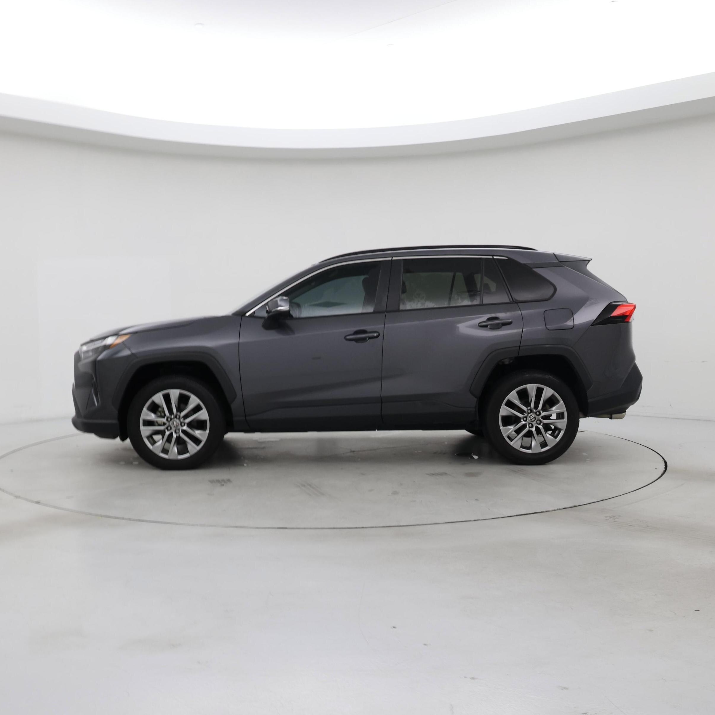 Thumbnail: 2023 Toyota RAV4 - 3