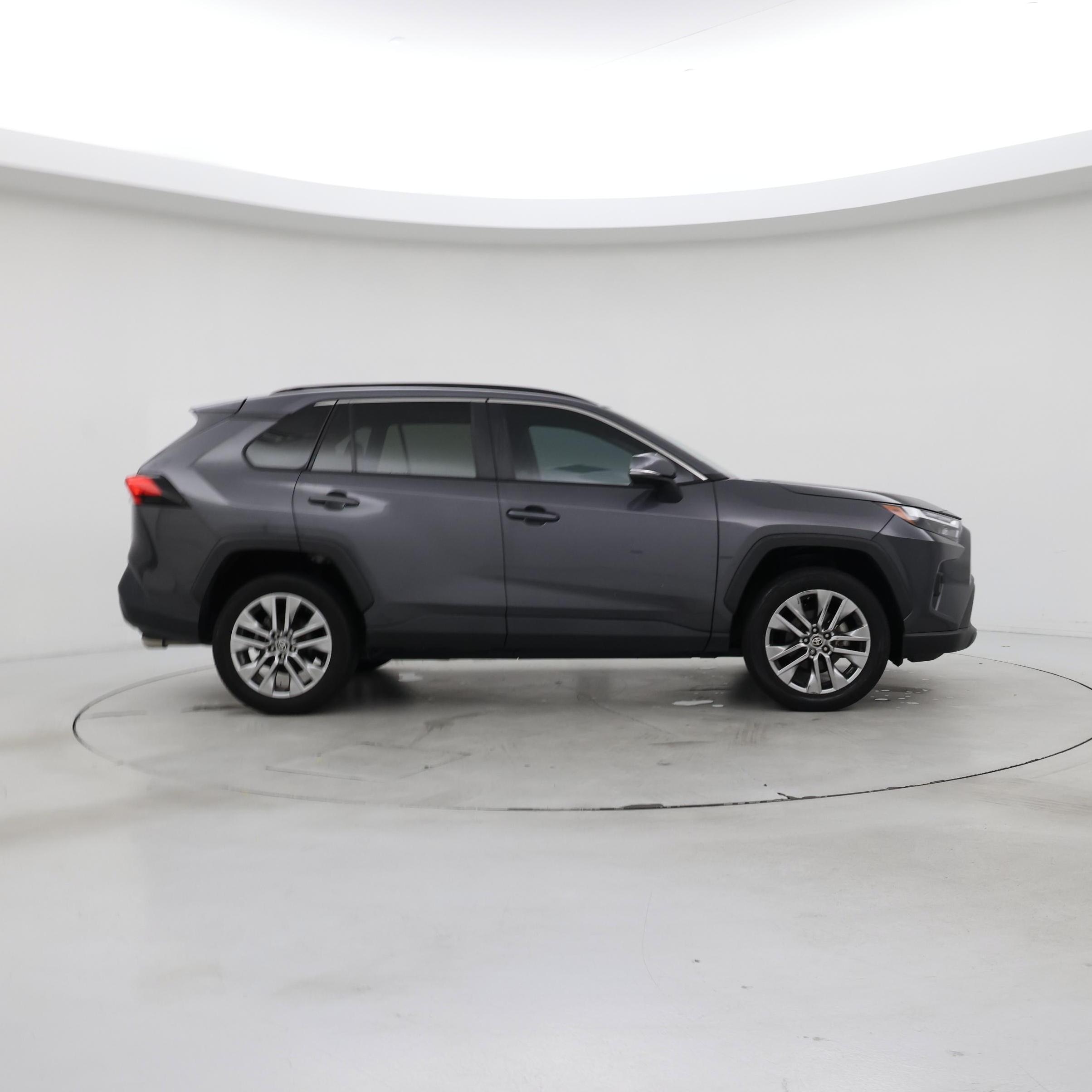 Thumbnail: 2023 Toyota RAV4 - 7