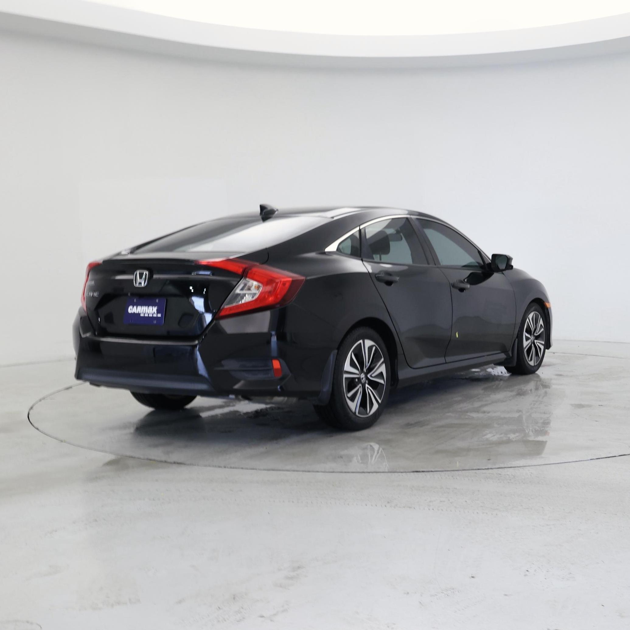 Thumbnail: 2017 Honda Civic - 8