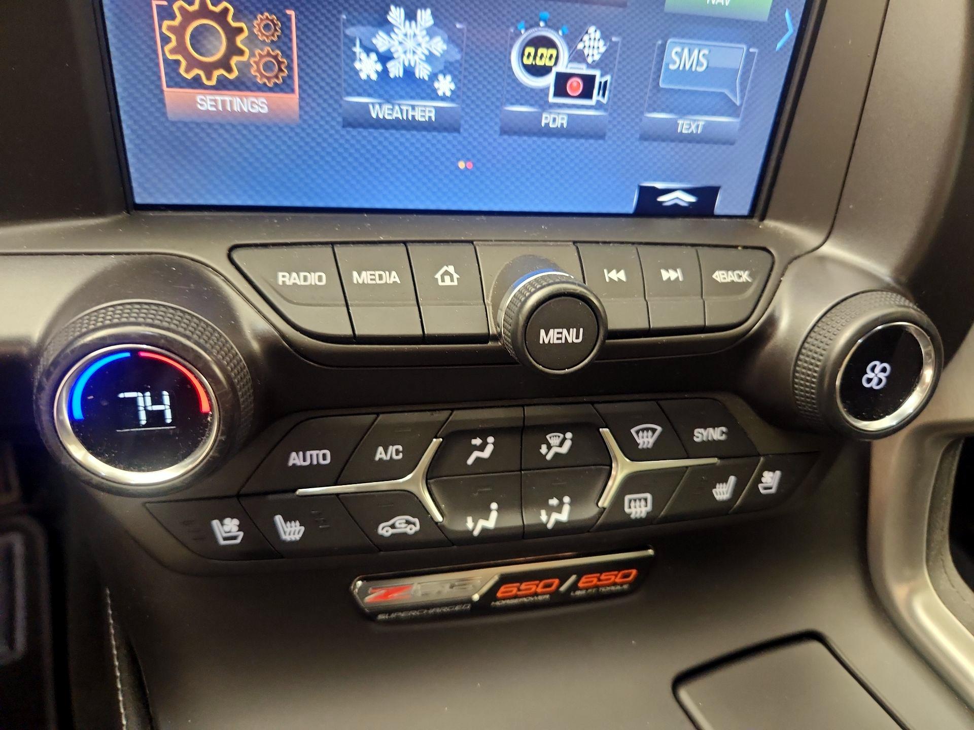 Thumbnail: 2017 Chevrolet Corvette - 17