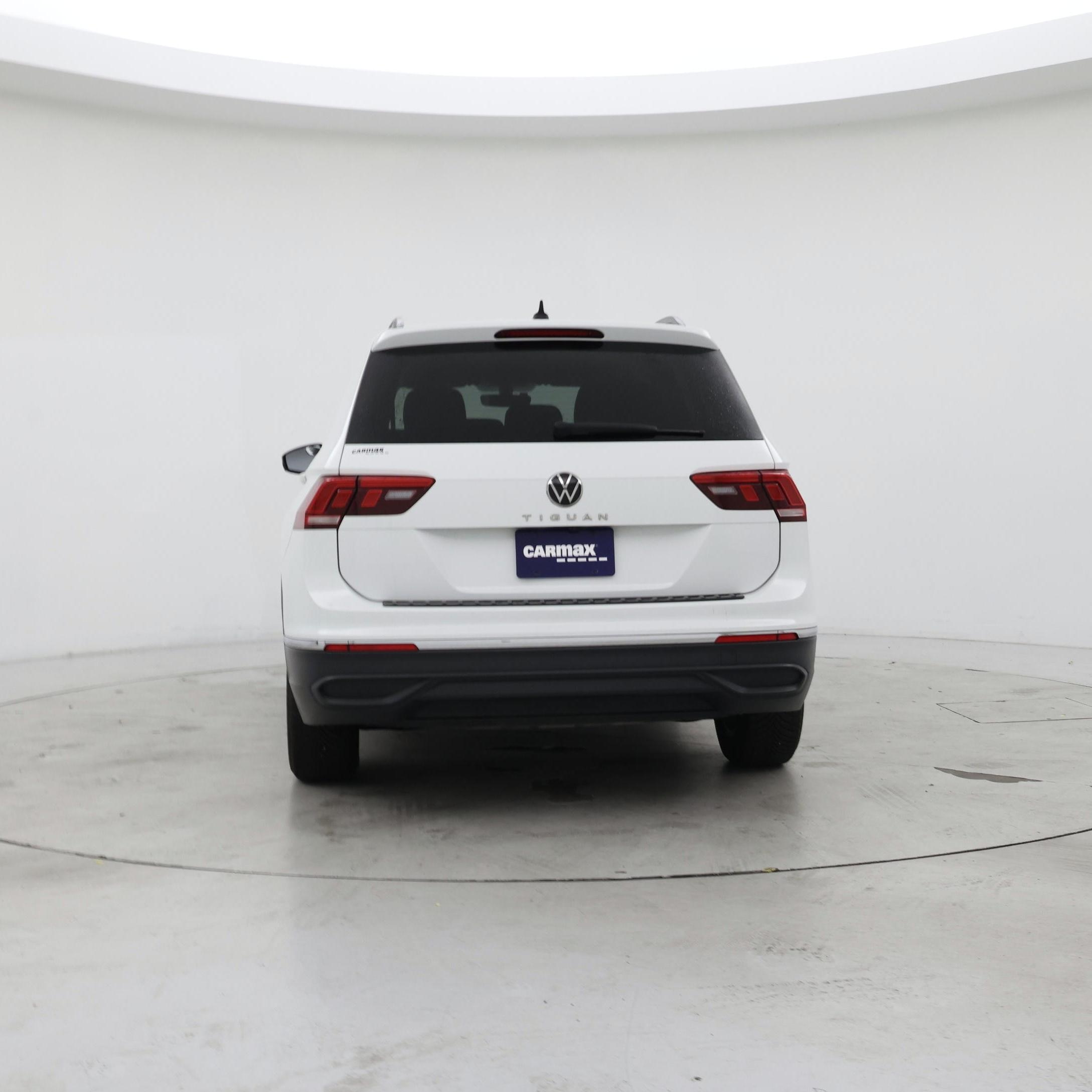 Thumbnail: 2023 Volkswagen Tiguan - 6