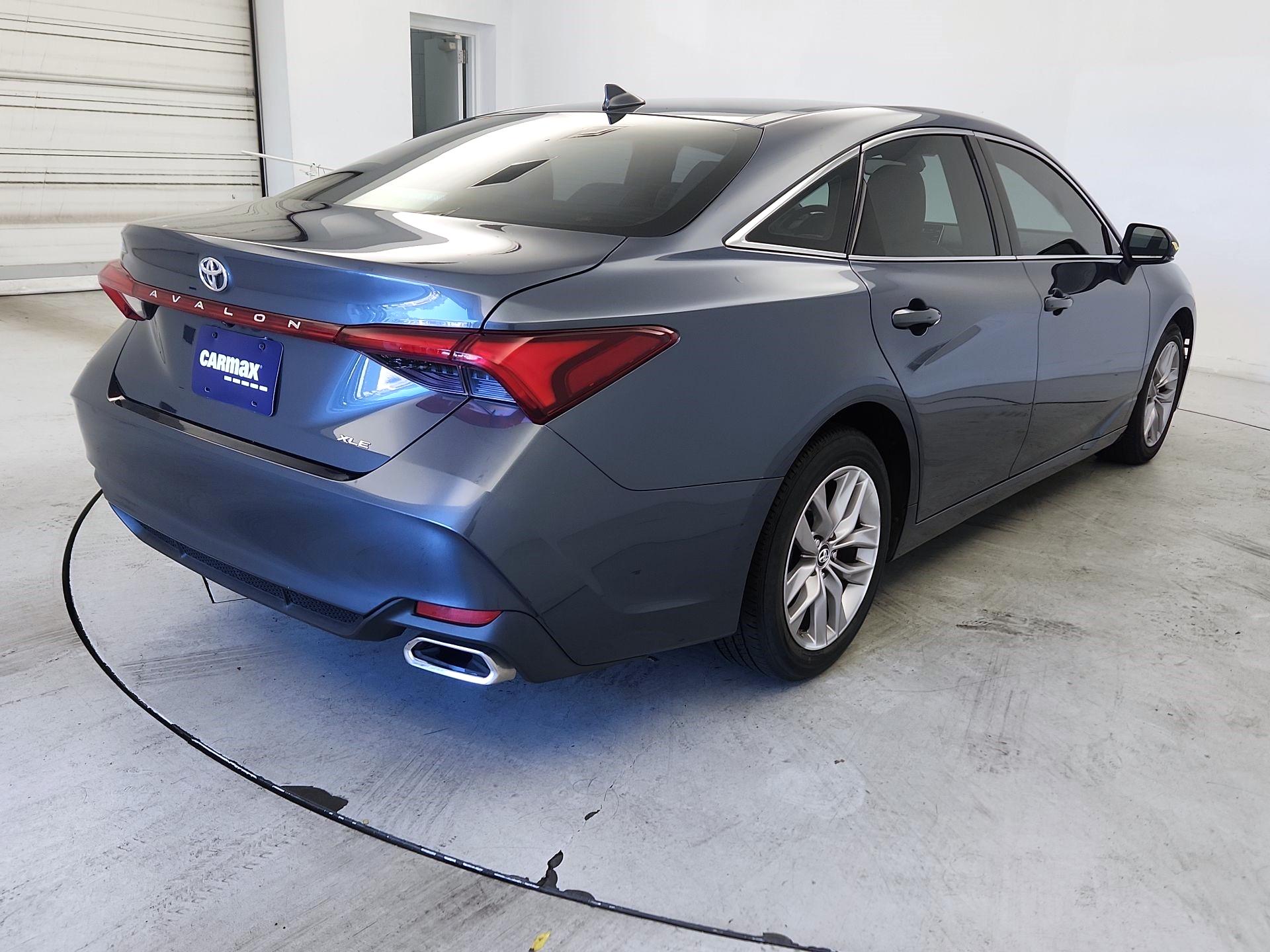 Thumbnail: 2019 Toyota Avalon - 5