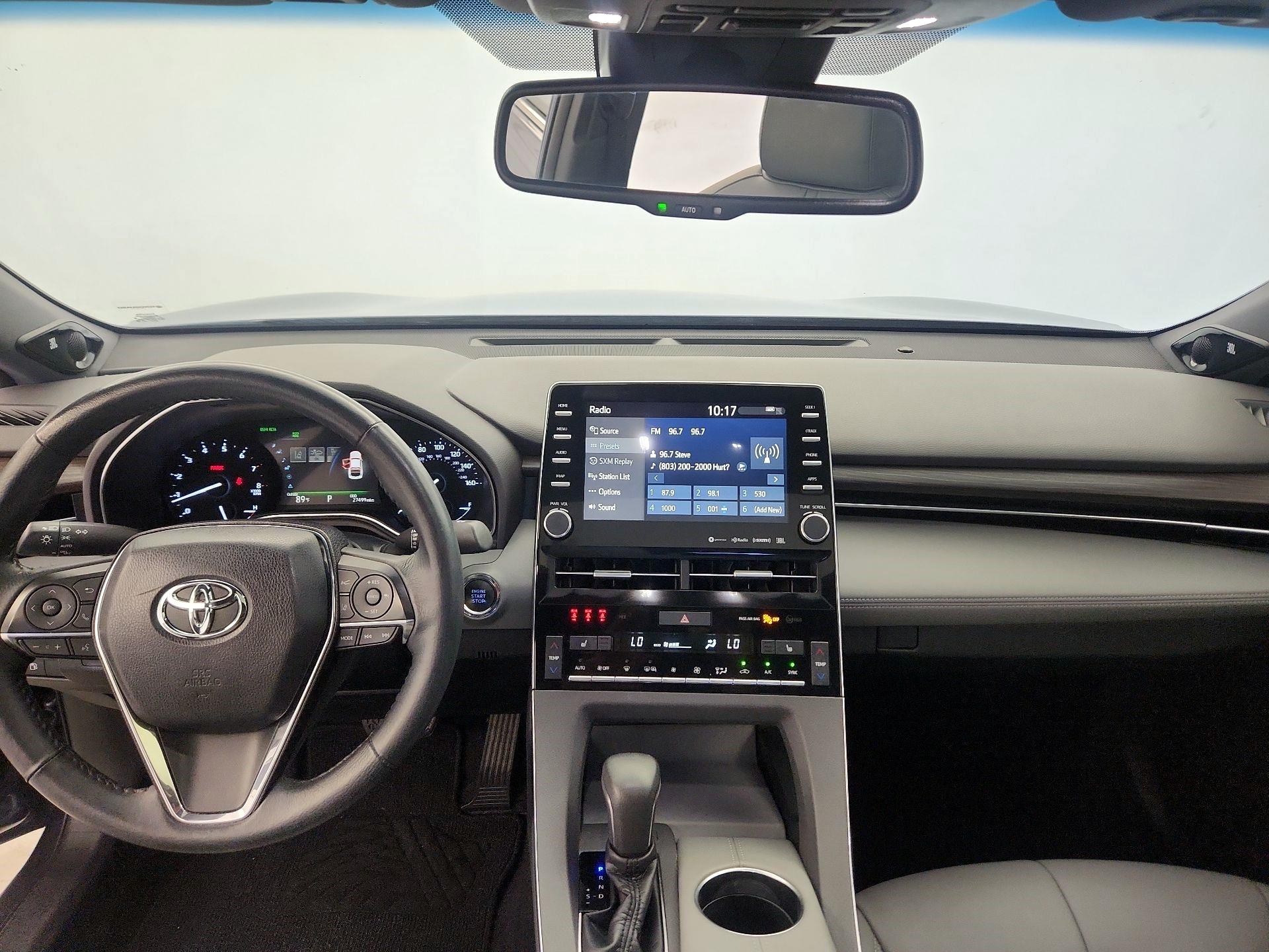 Thumbnail: 2019 Toyota Avalon - 8