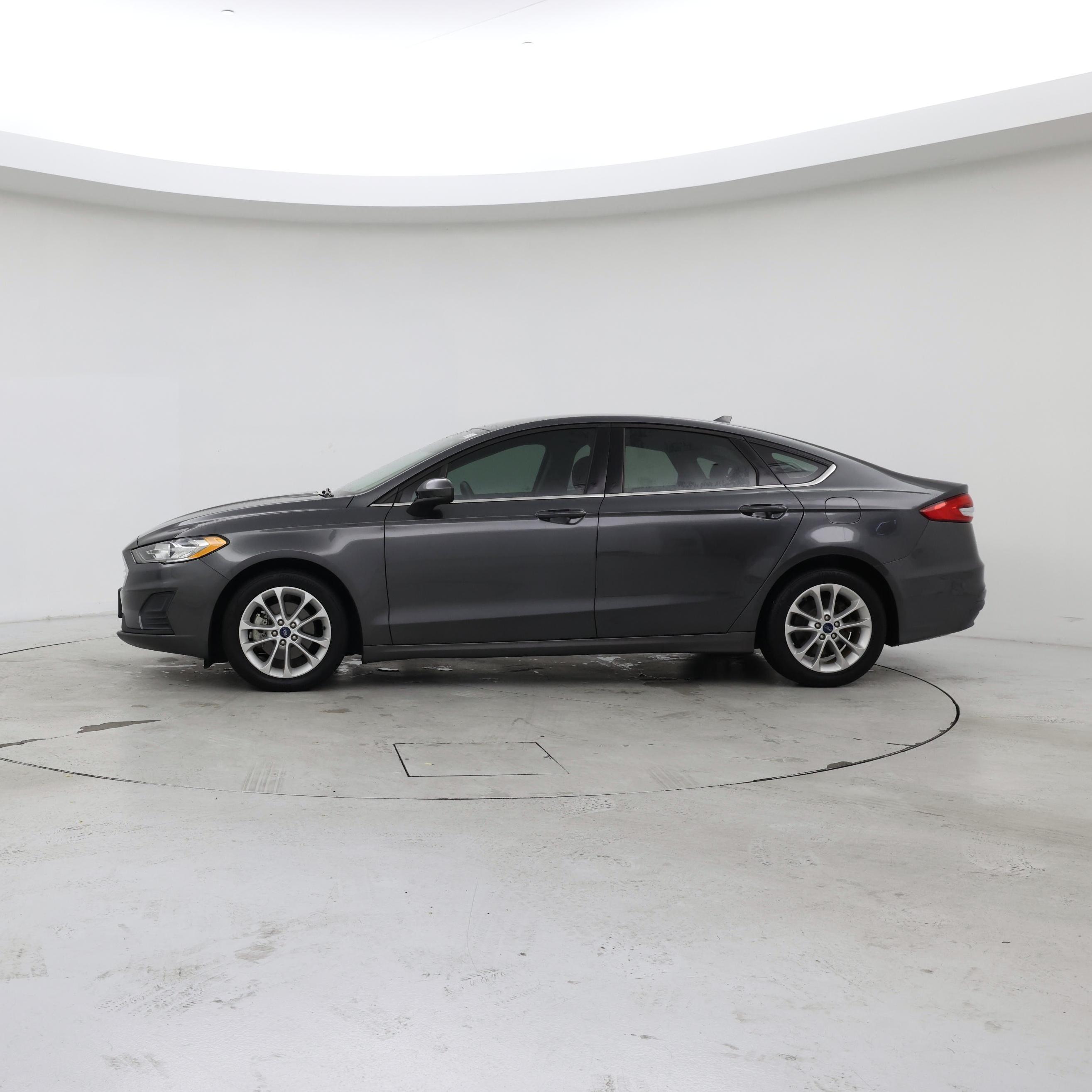 Thumbnail: 2019 Ford Fusion - 3