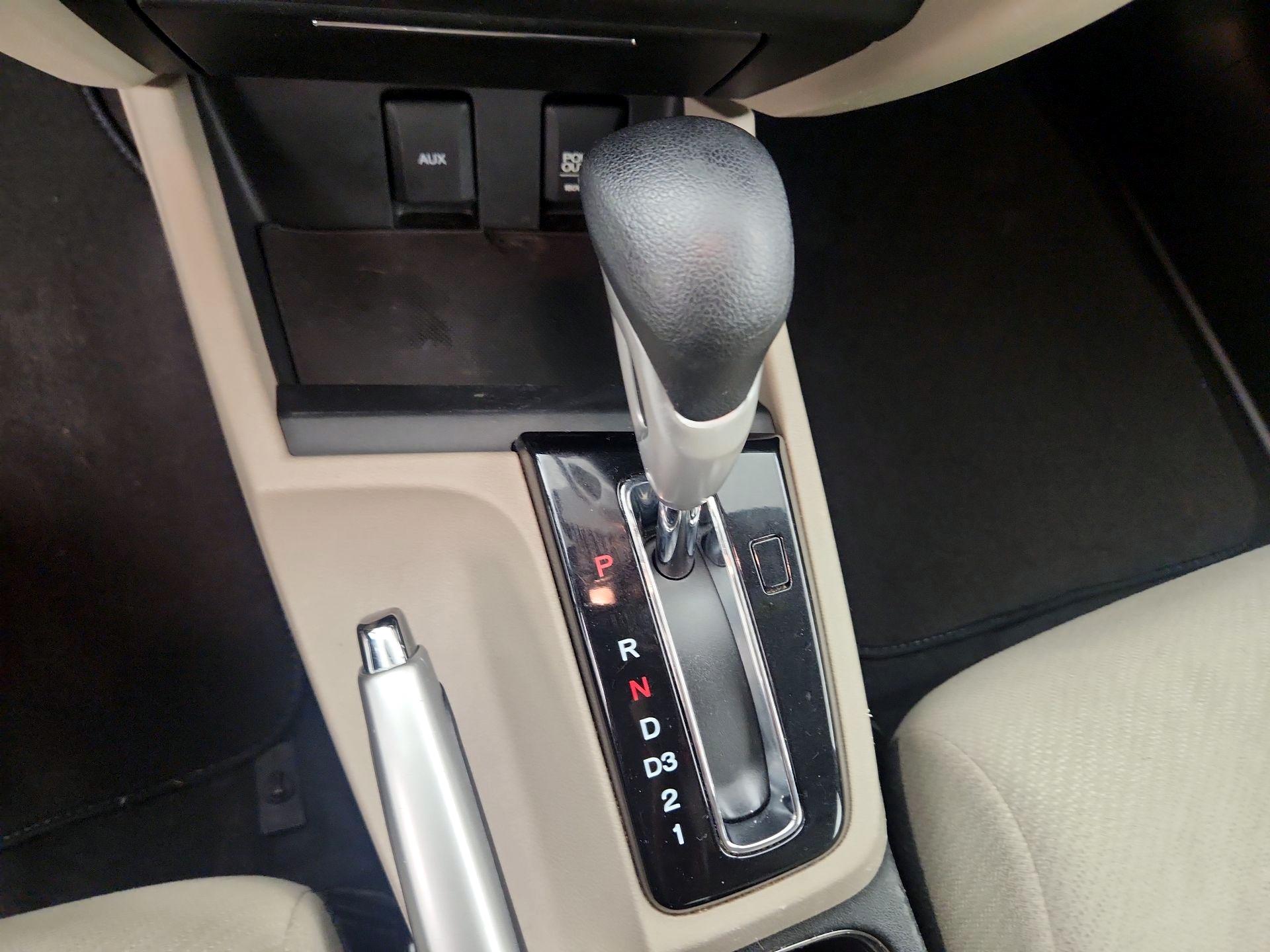 Thumbnail: 2013 Honda Civic - 15