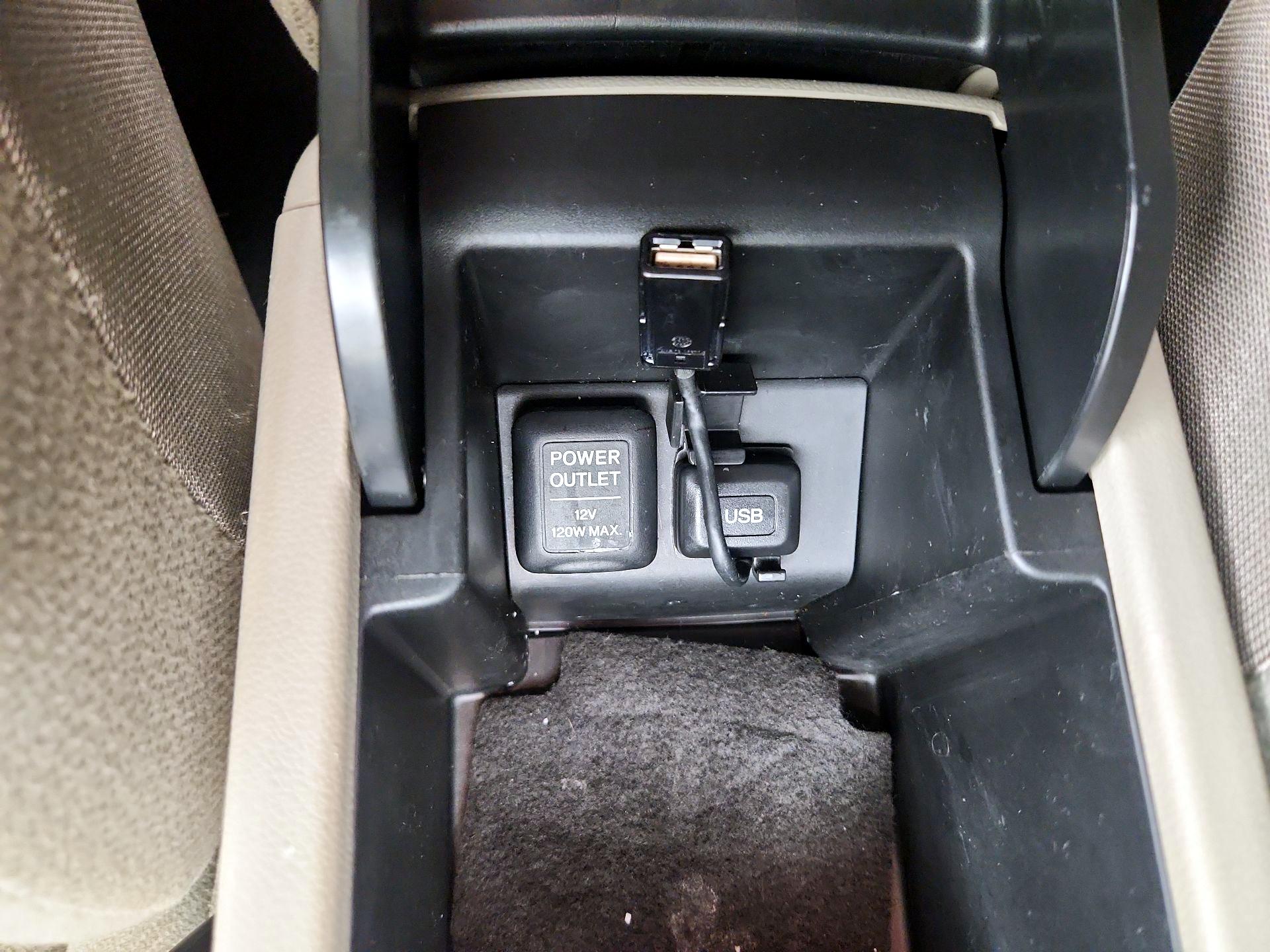 Thumbnail: 2013 Honda Civic - 16