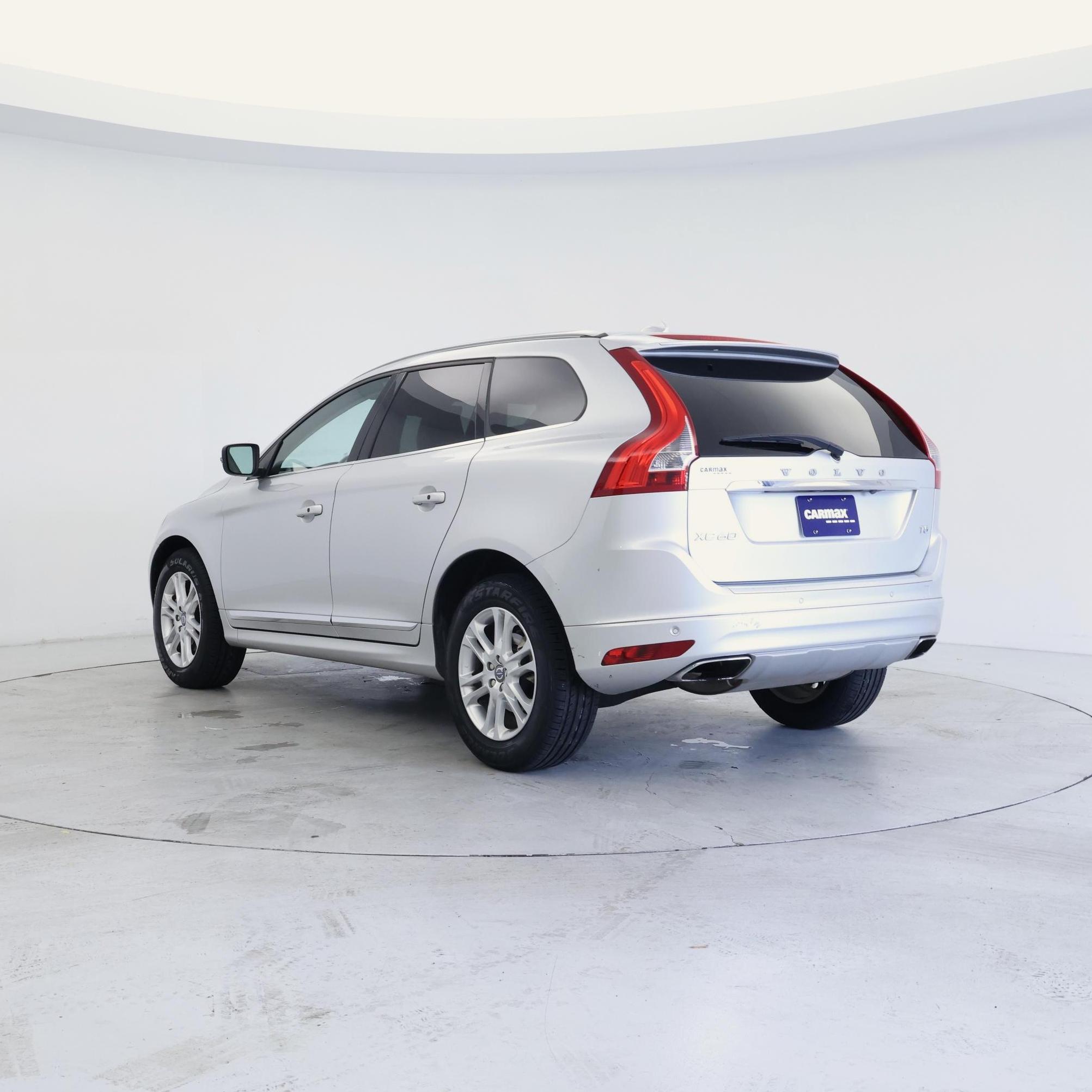 Thumbnail: 2016 Volvo XC60 - 2
