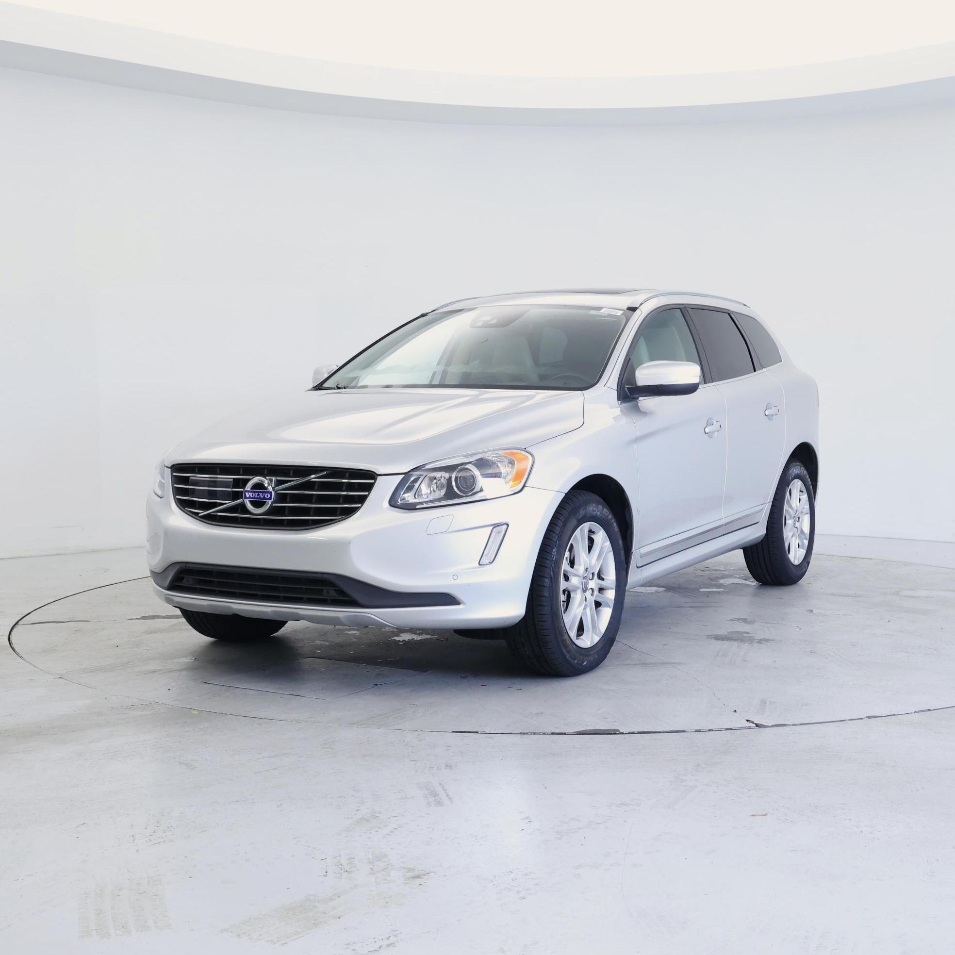 Thumbnail: 2016 Volvo XC60 - 4