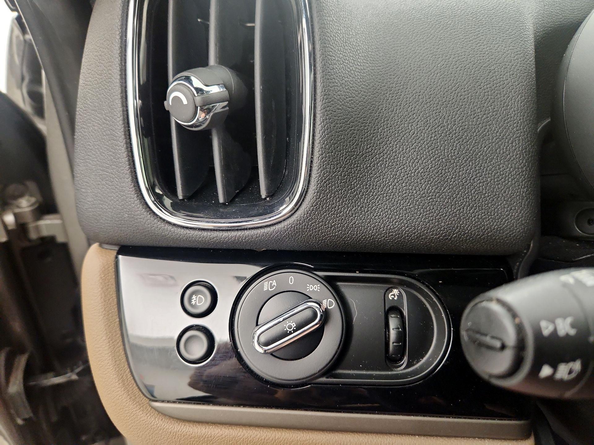 Thumbnail: 2019 MINI Cooper Countryman - 11