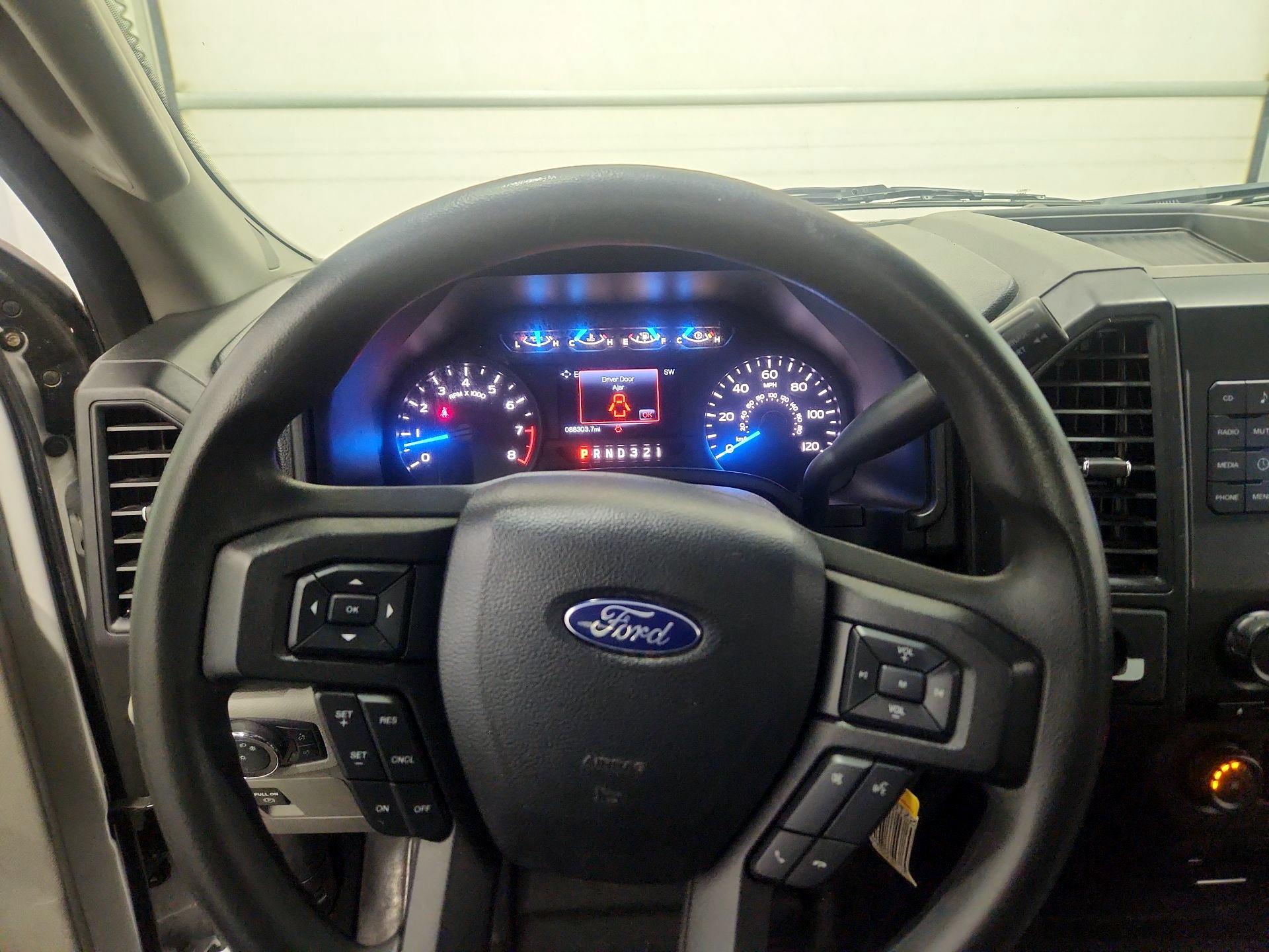 Thumbnail: 2017 Ford F-150 - 10