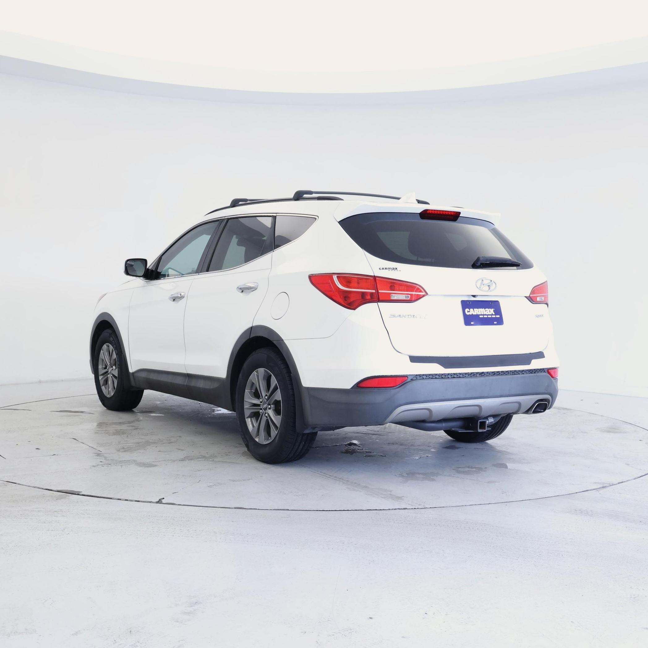 Thumbnail: 2016 Hyundai Santa Fe - 2