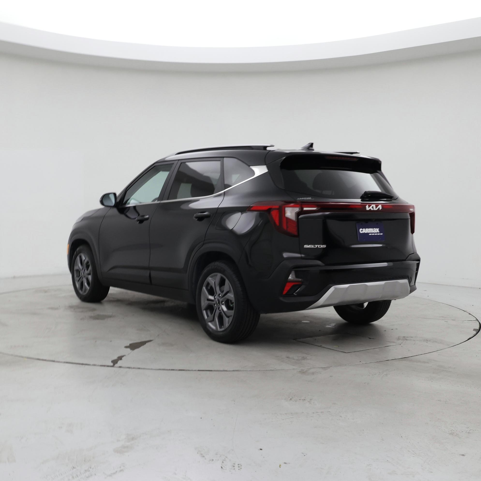 Thumbnail: 2024 Kia Seltos - 2