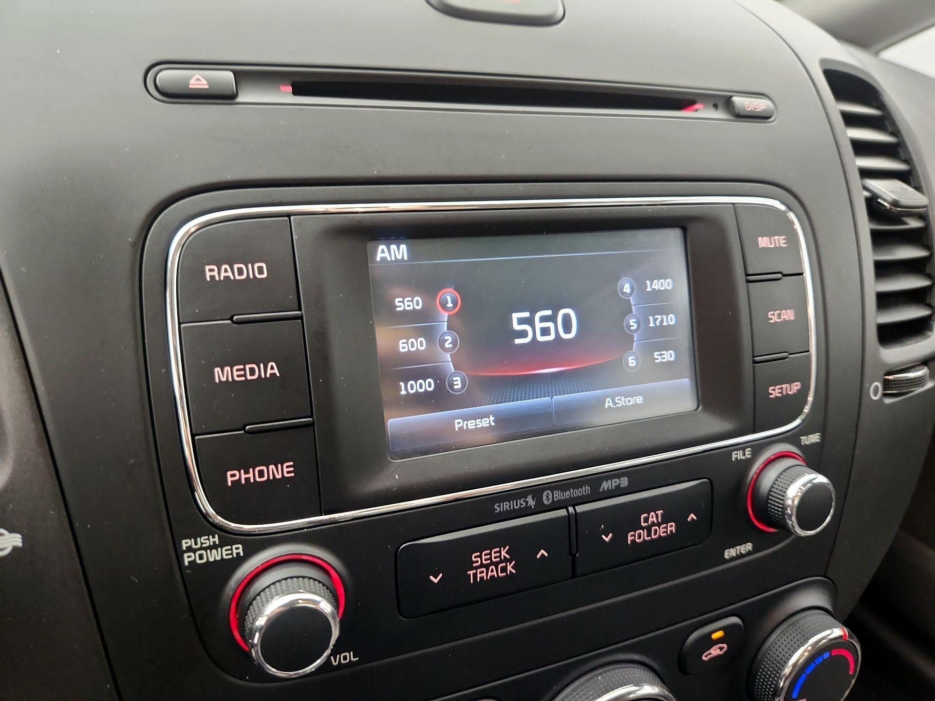 Thumbnail: 2016 Kia Forte - 15
