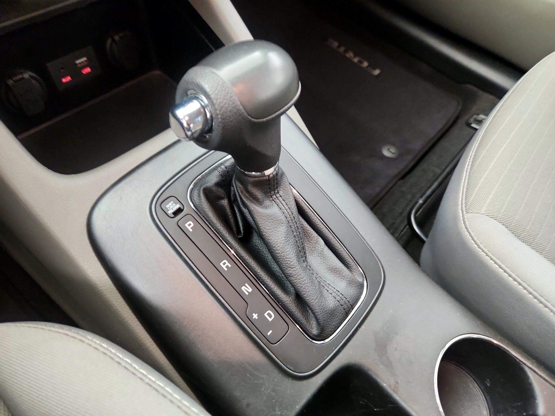 Thumbnail: 2016 Kia Forte - 17