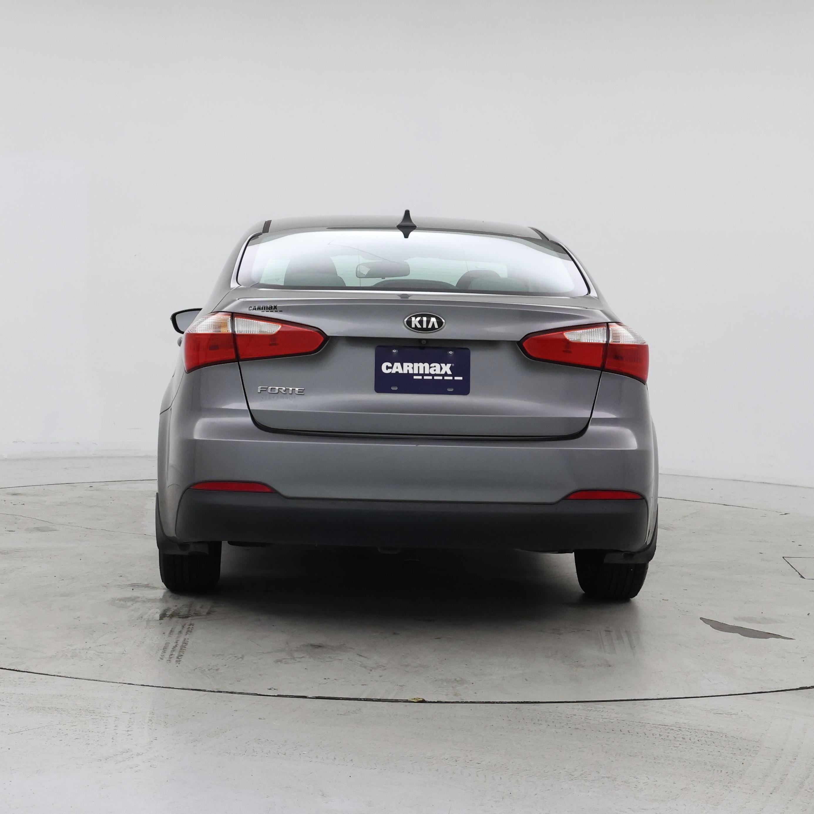 Thumbnail: 2016 Kia Forte - 6