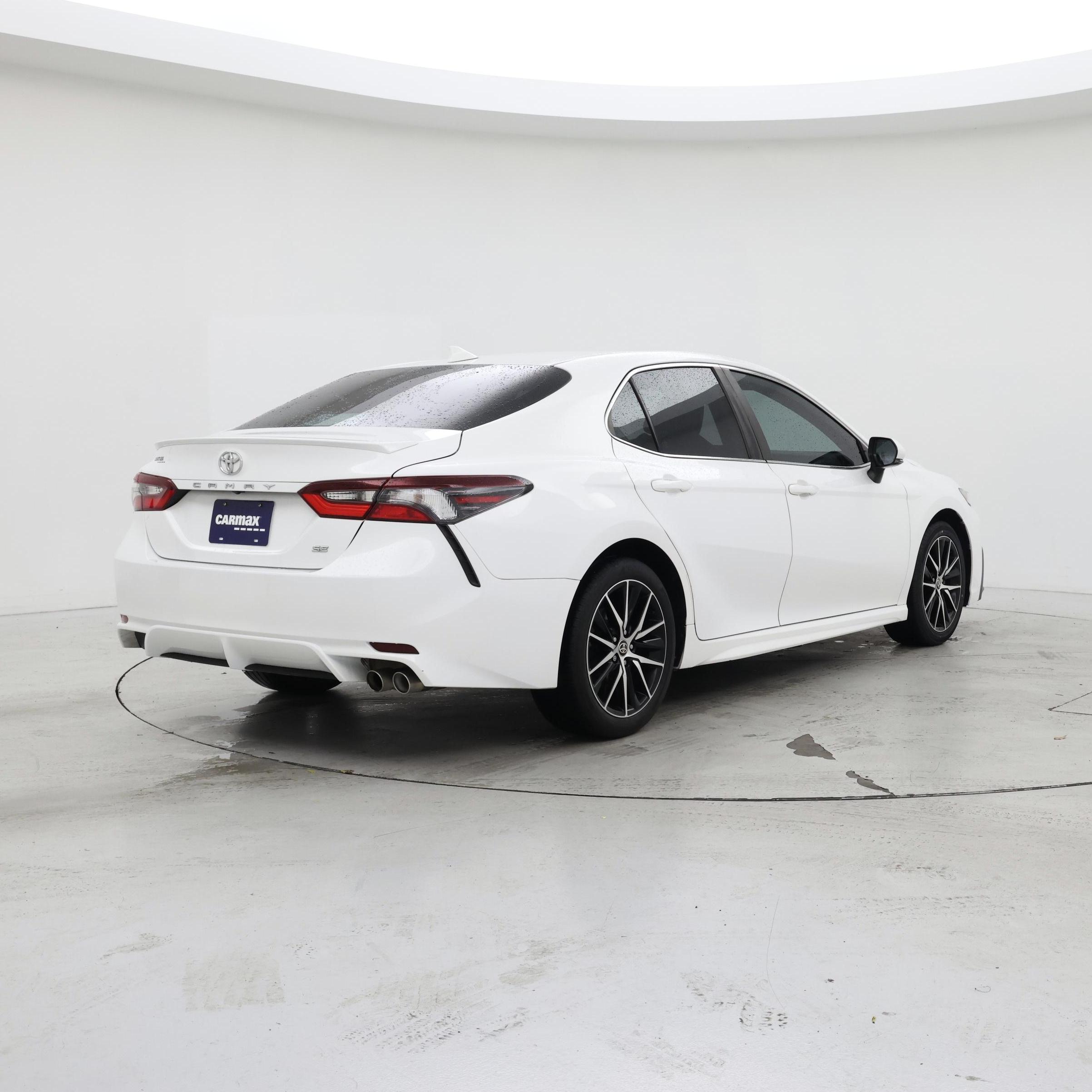 Thumbnail: 2022 Toyota Camry - 8