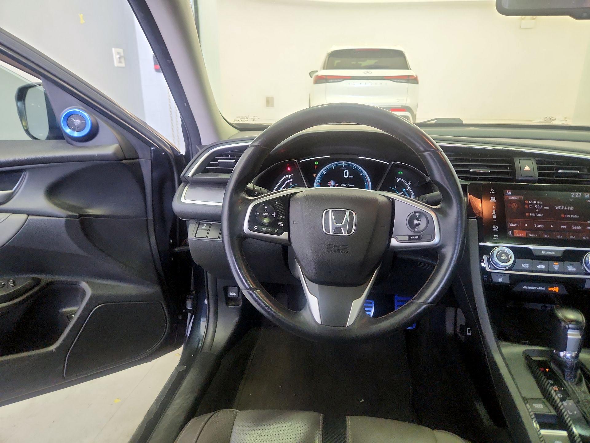 Thumbnail: 2017 Honda Civic - 10
