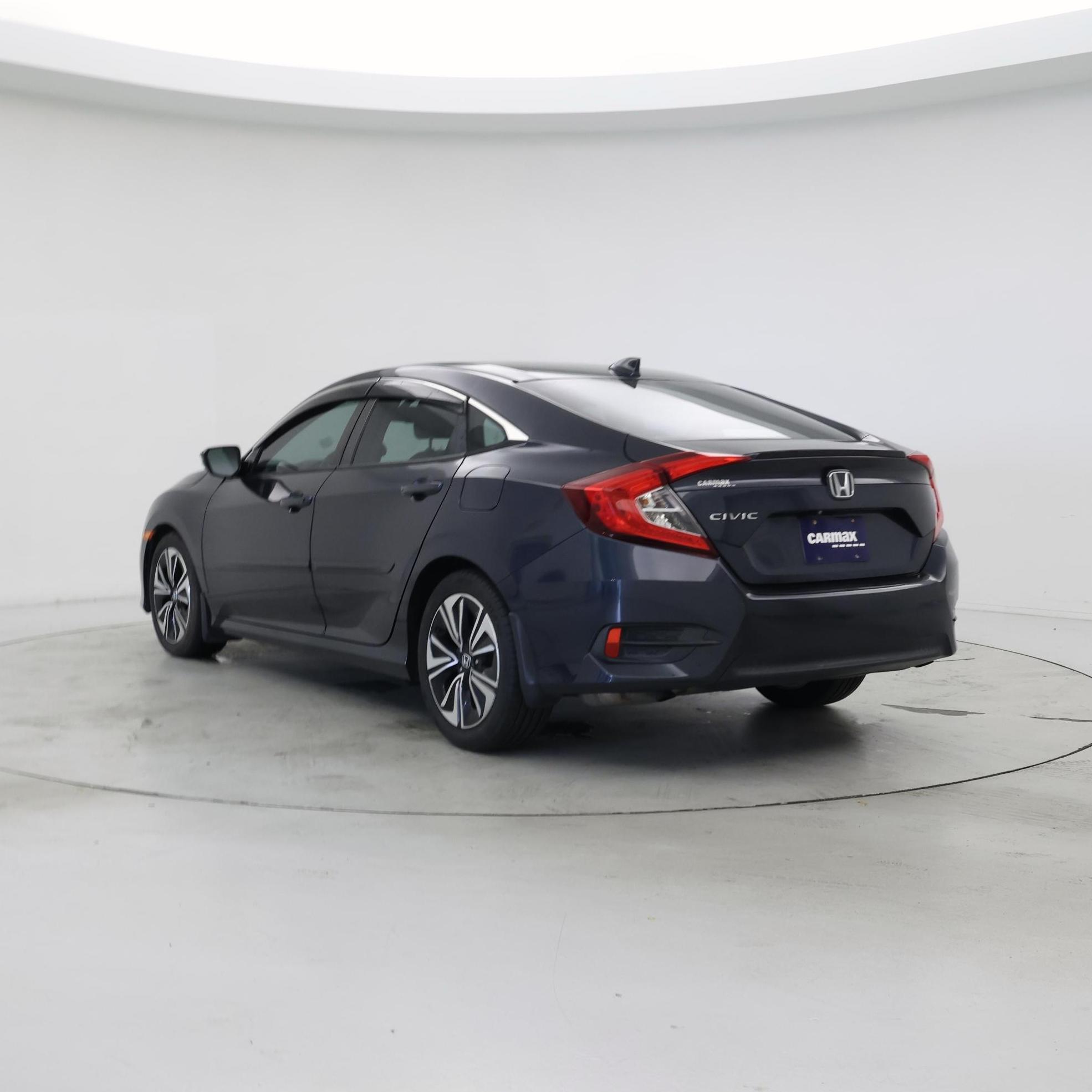 Thumbnail: 2017 Honda Civic - 2