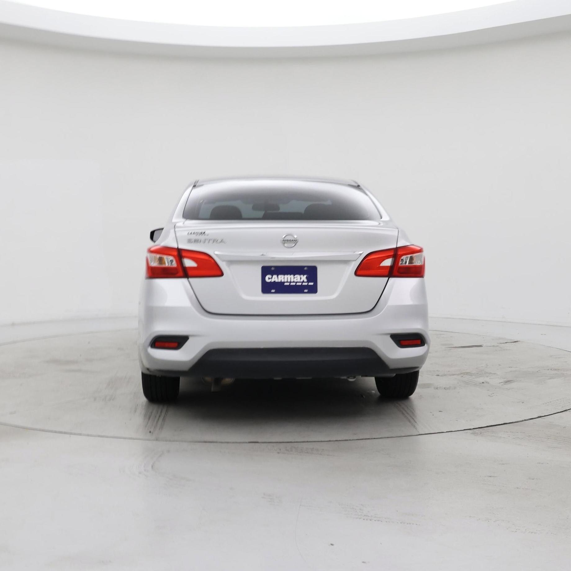 Thumbnail: 2016 Nissan Sentra - 6