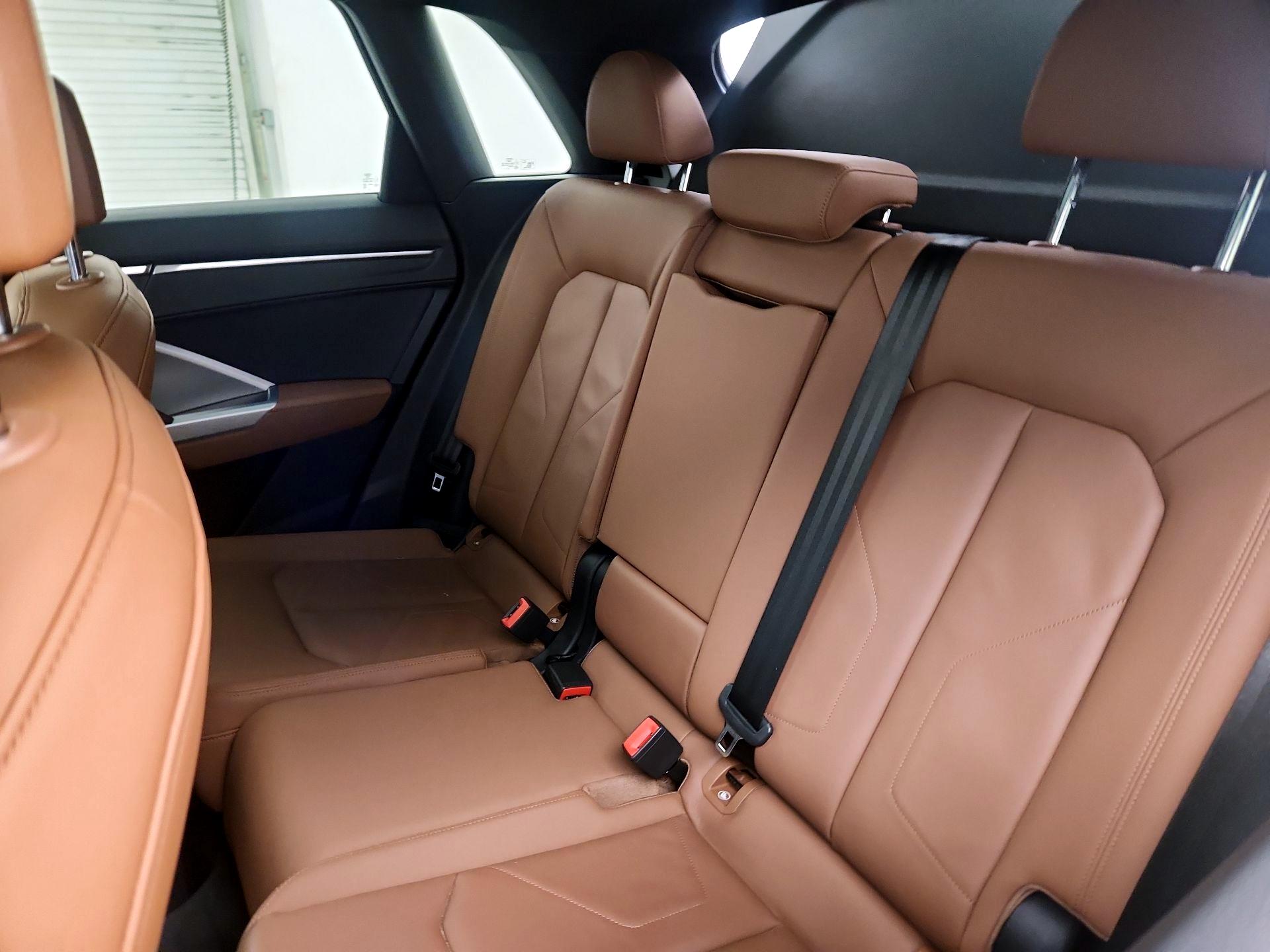 Thumbnail: 2020 Audi Q3 - 19