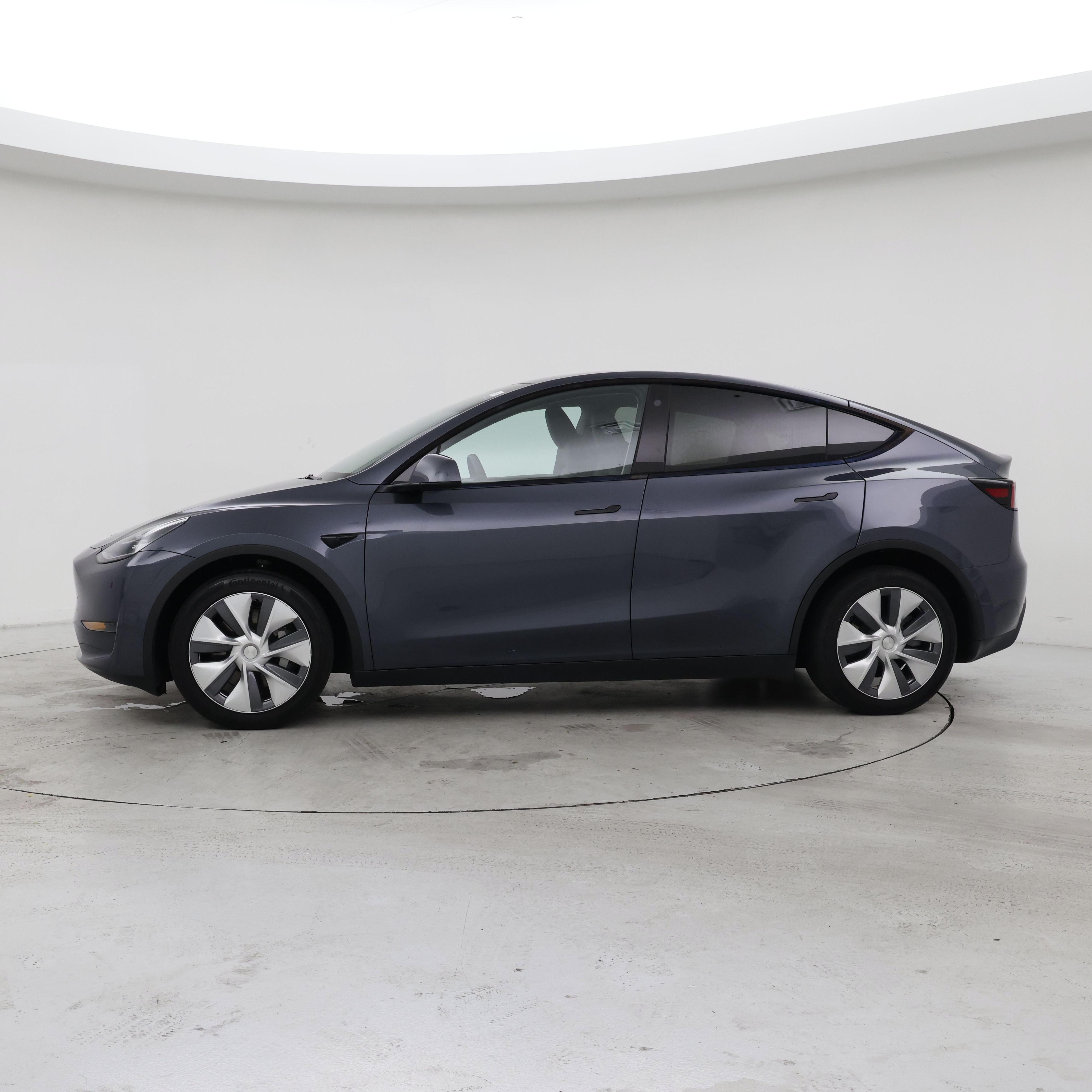 Thumbnail: 2023 Tesla Model Y - 3