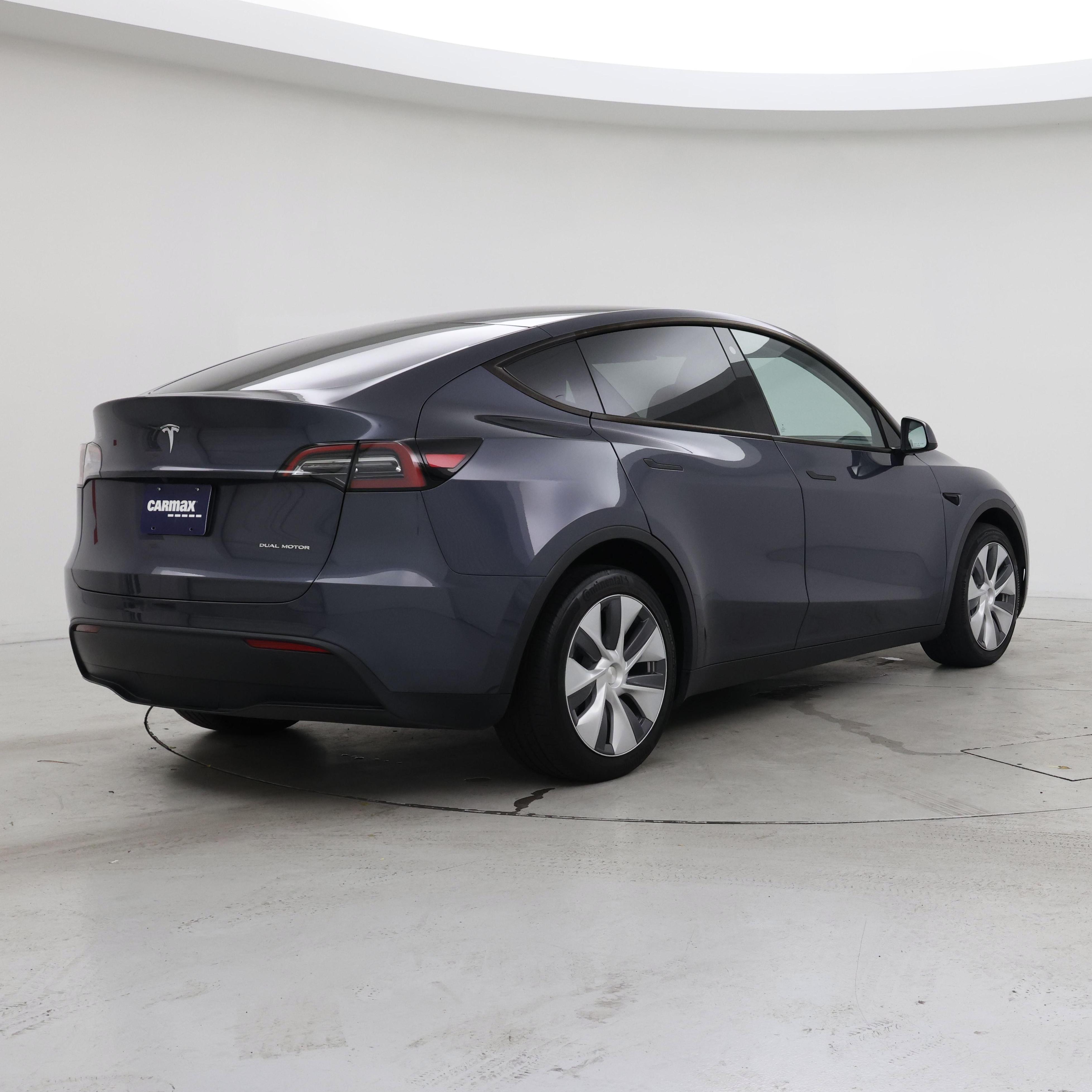 Thumbnail: 2023 Tesla Model Y - 8