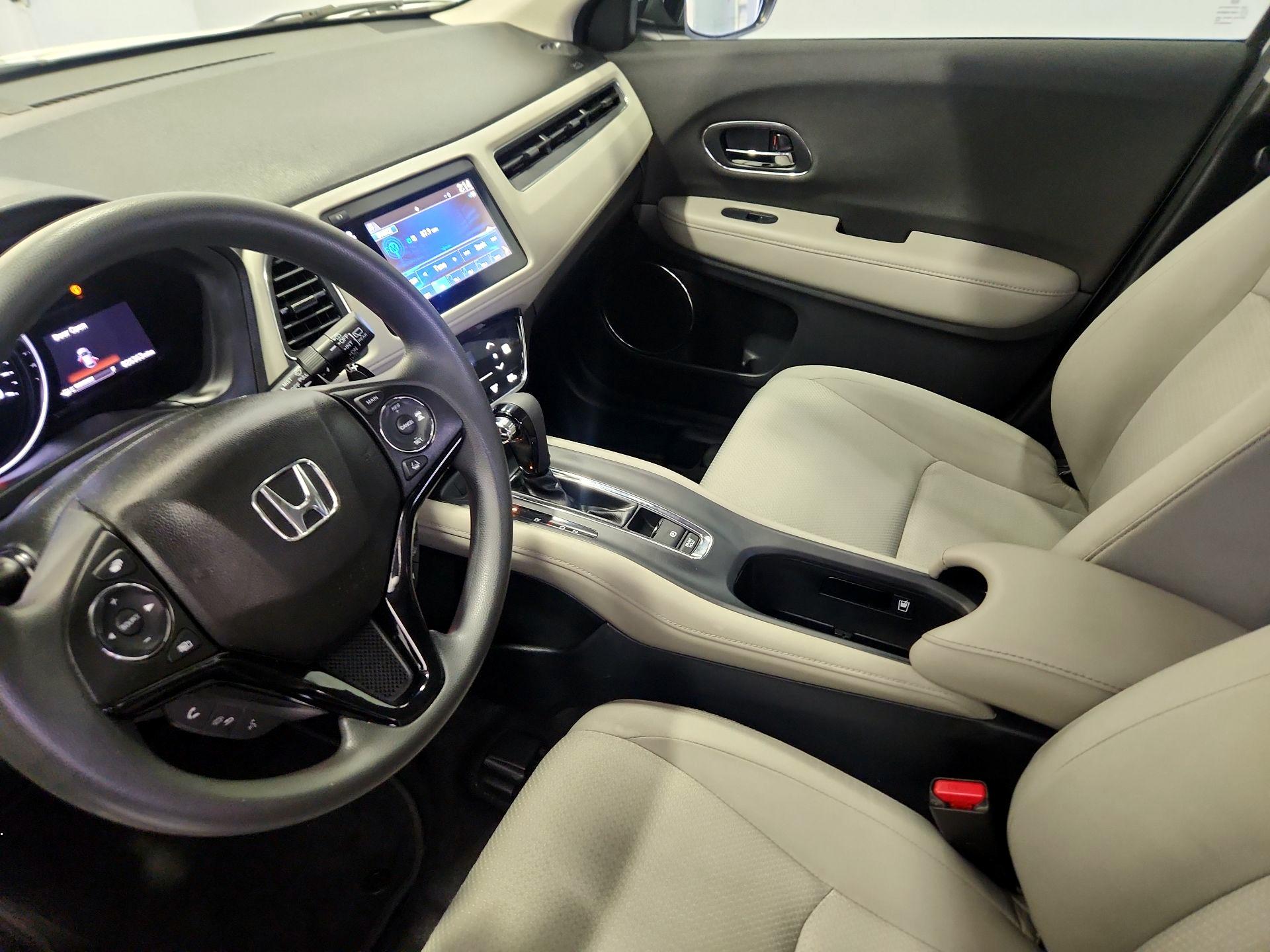 Thumbnail: 2019 Honda HR-V - 11