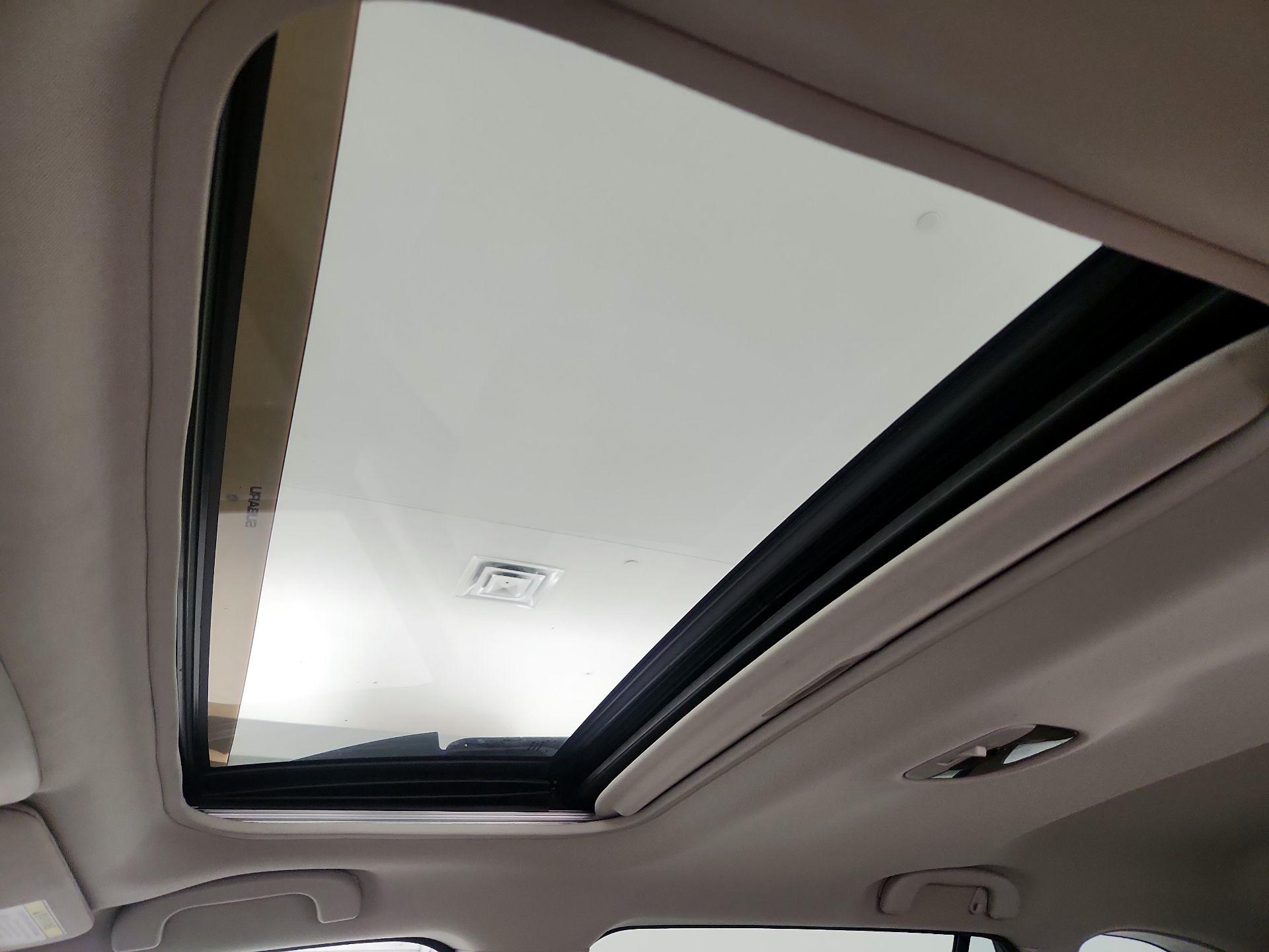 Thumbnail: 2015 Subaru Outback - 20