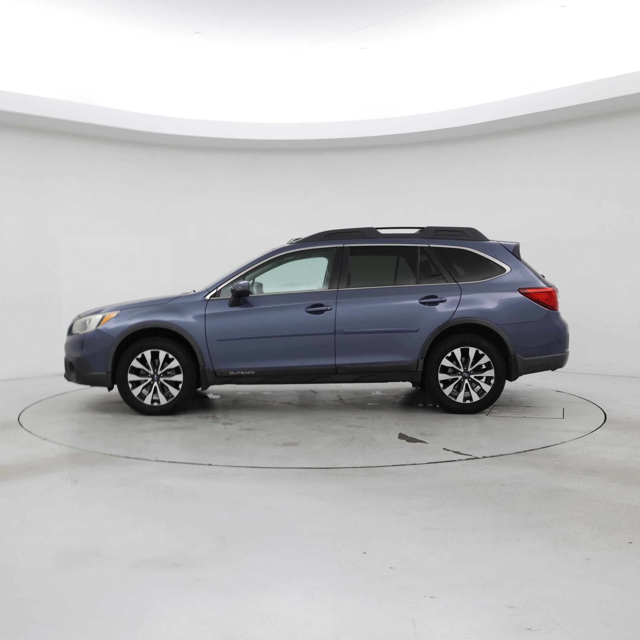 Thumbnail: 2015 Subaru Outback - 3