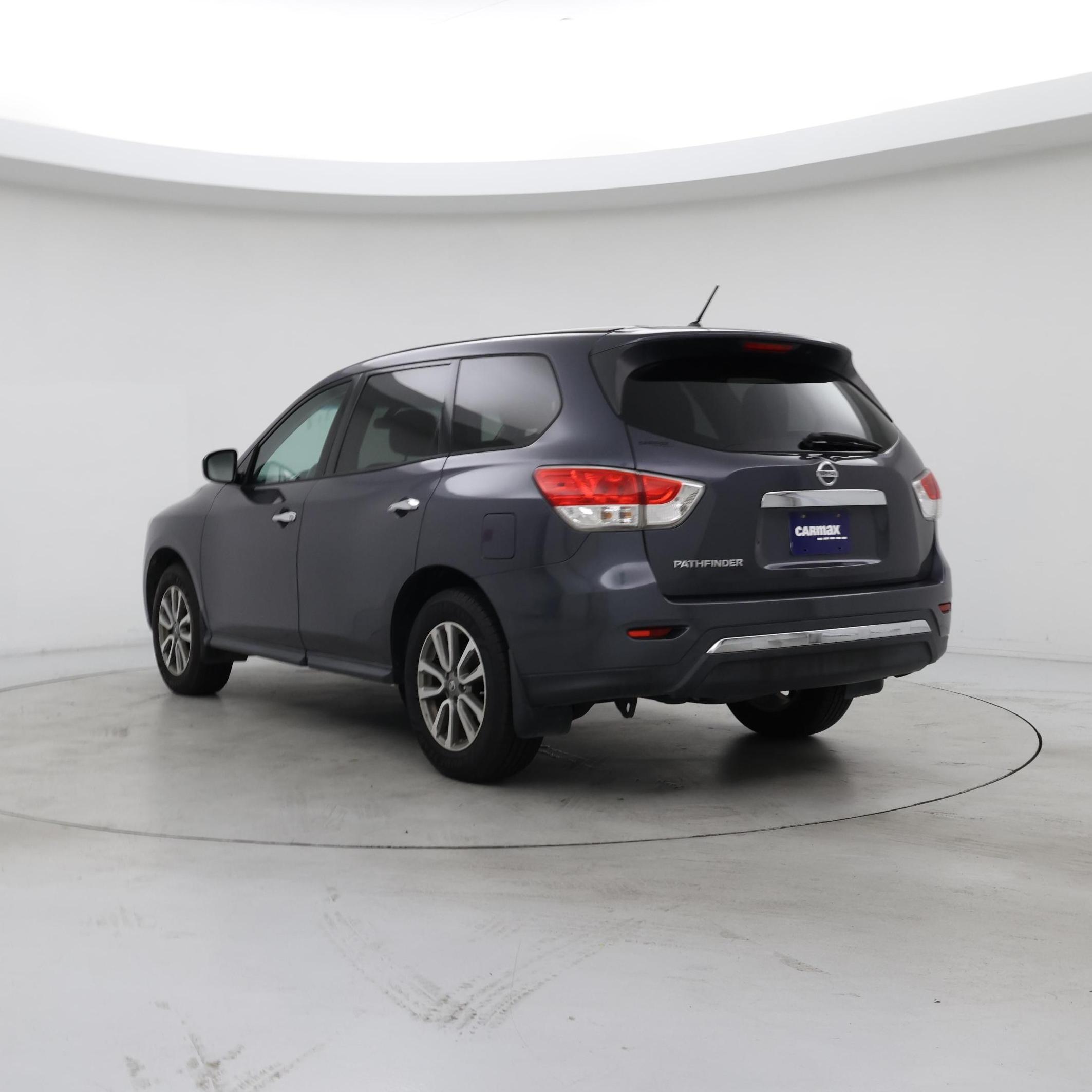 Thumbnail: 2013 Nissan Pathfinder - 2