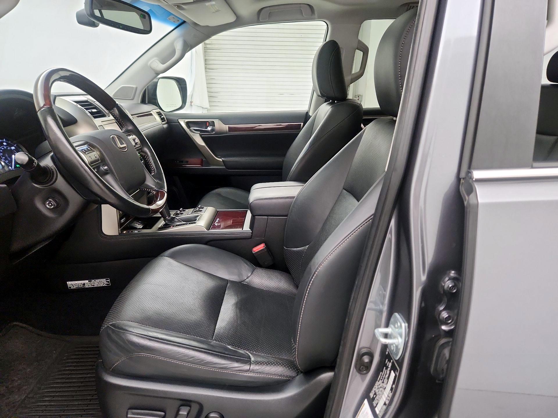 Thumbnail: 2019 Lexus GX - 11