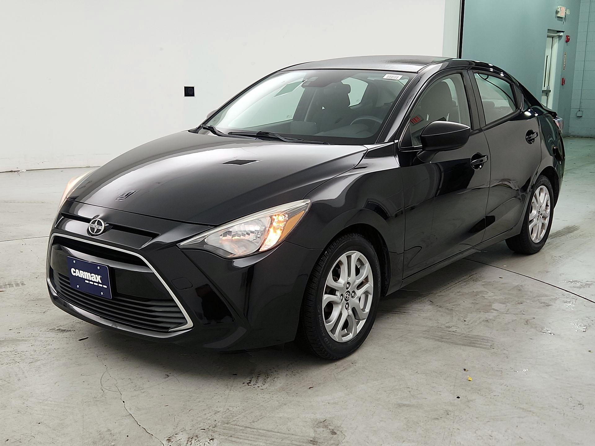 Thumbnail: 2016 Scion iA - 3