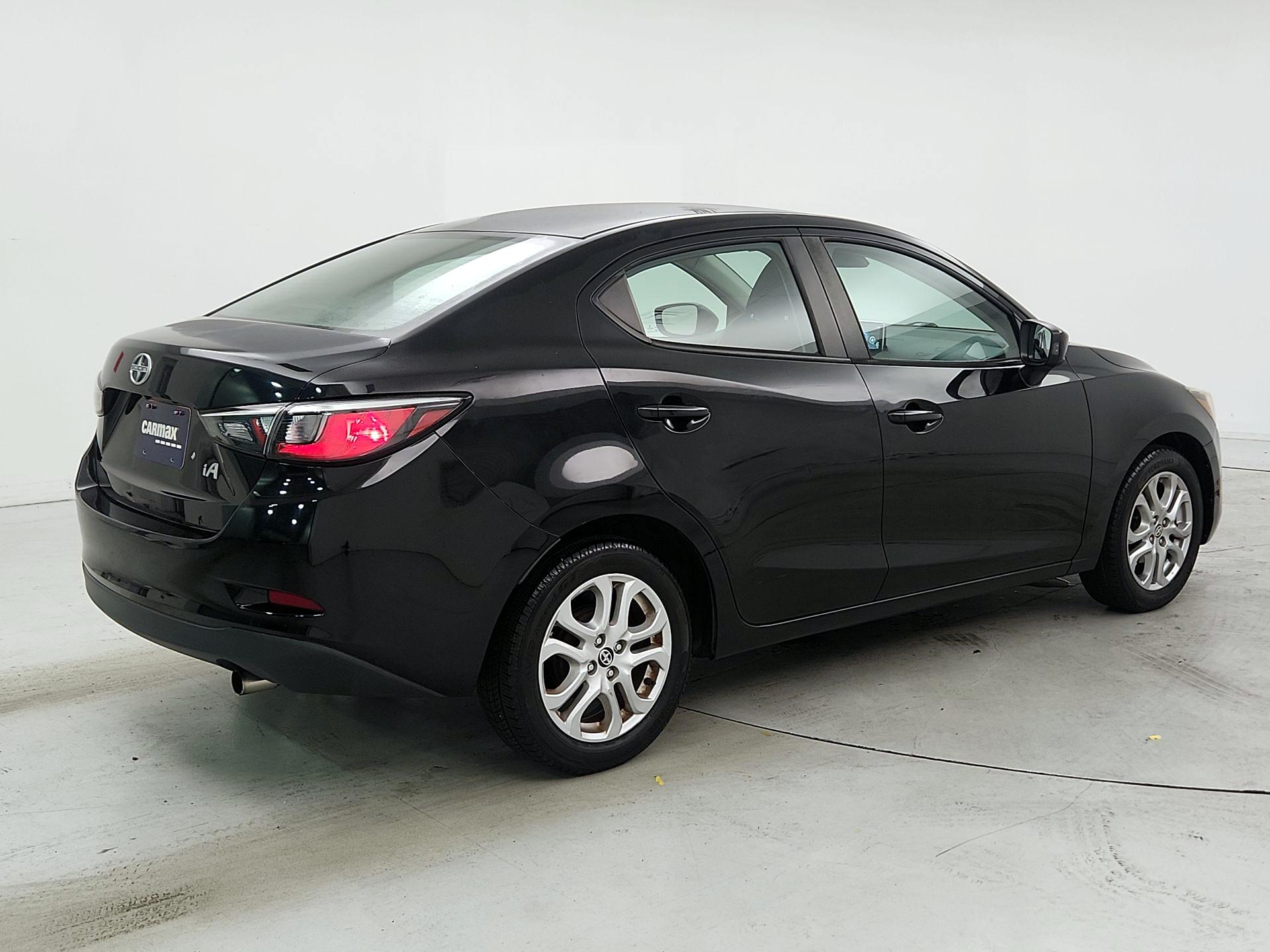 Thumbnail: 2016 Scion iA - 5