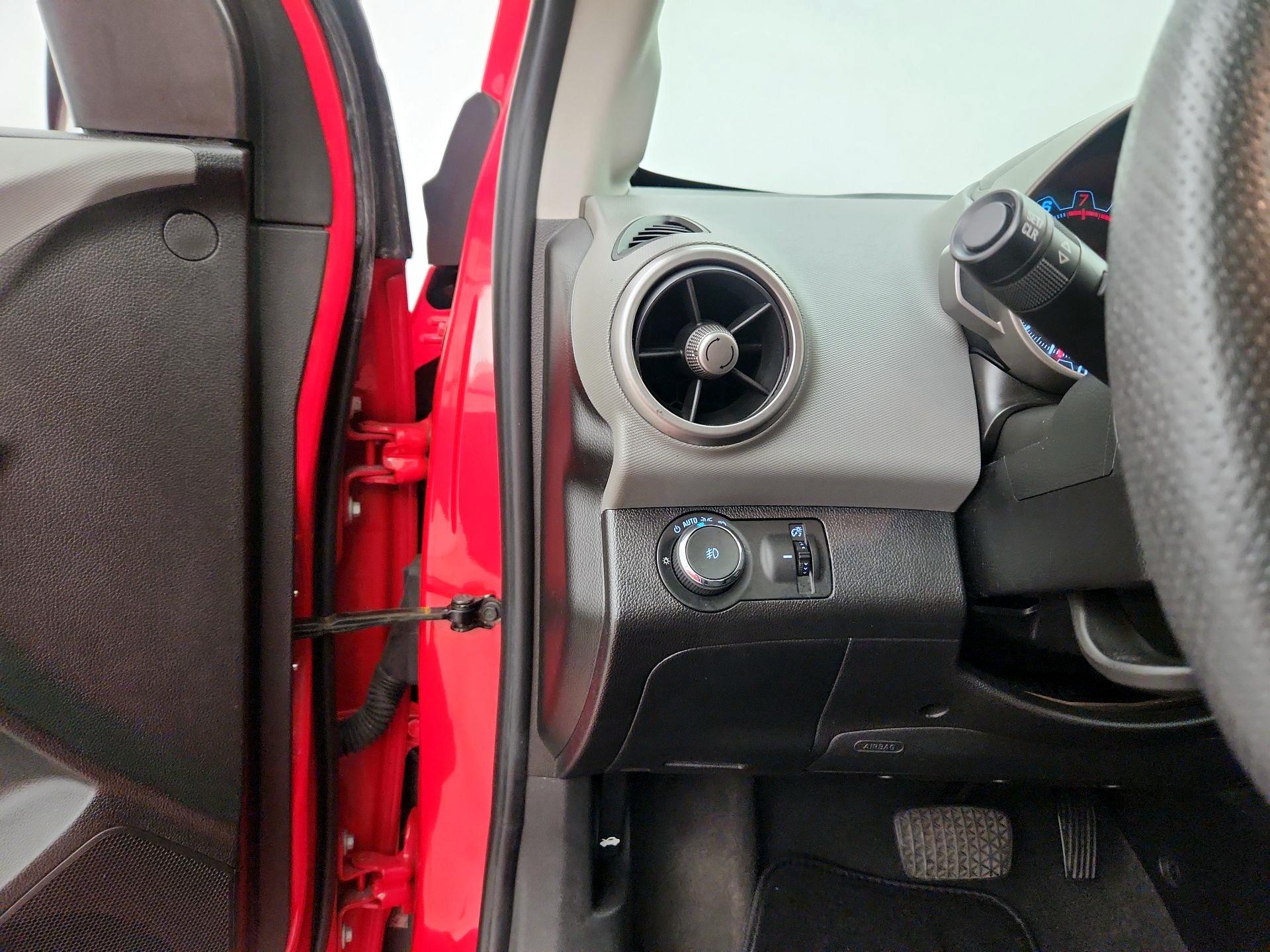 Thumbnail: 2014 Chevrolet Sonic - 13