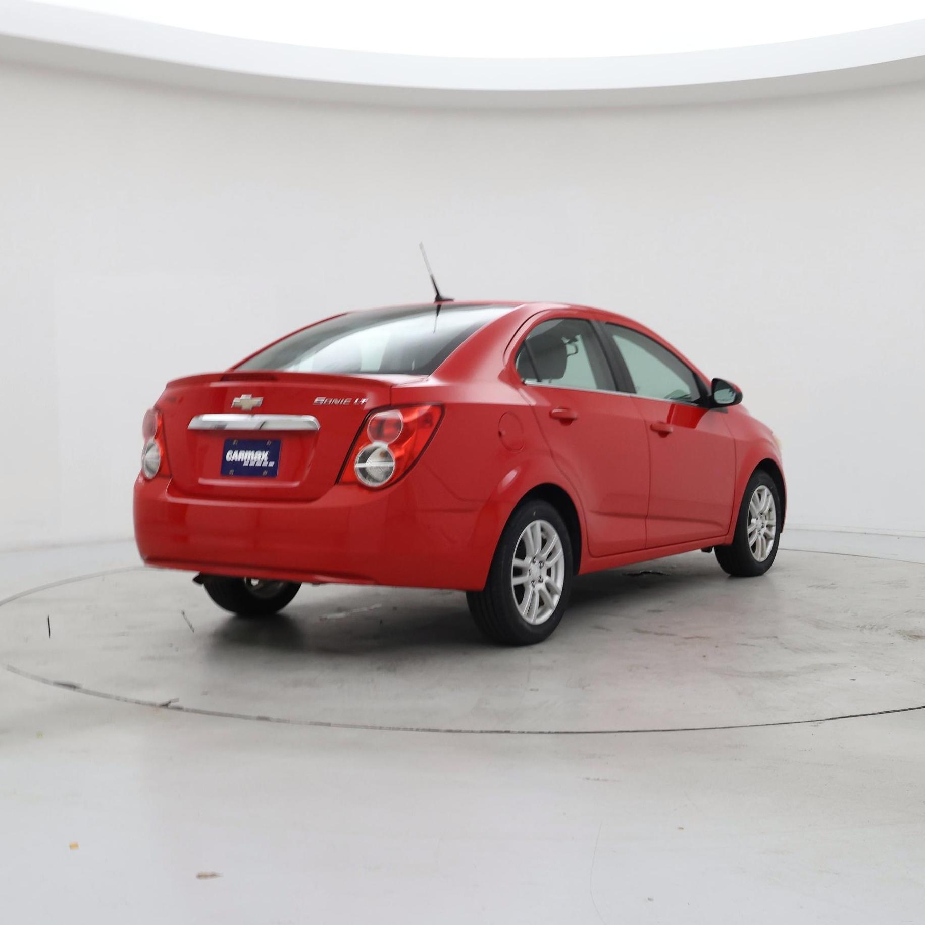 Thumbnail: 2014 Chevrolet Sonic - 8