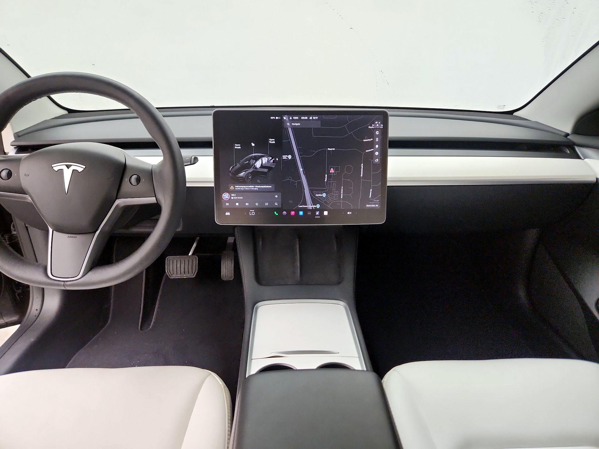 Thumbnail: 2023 Tesla Model 3 - 9