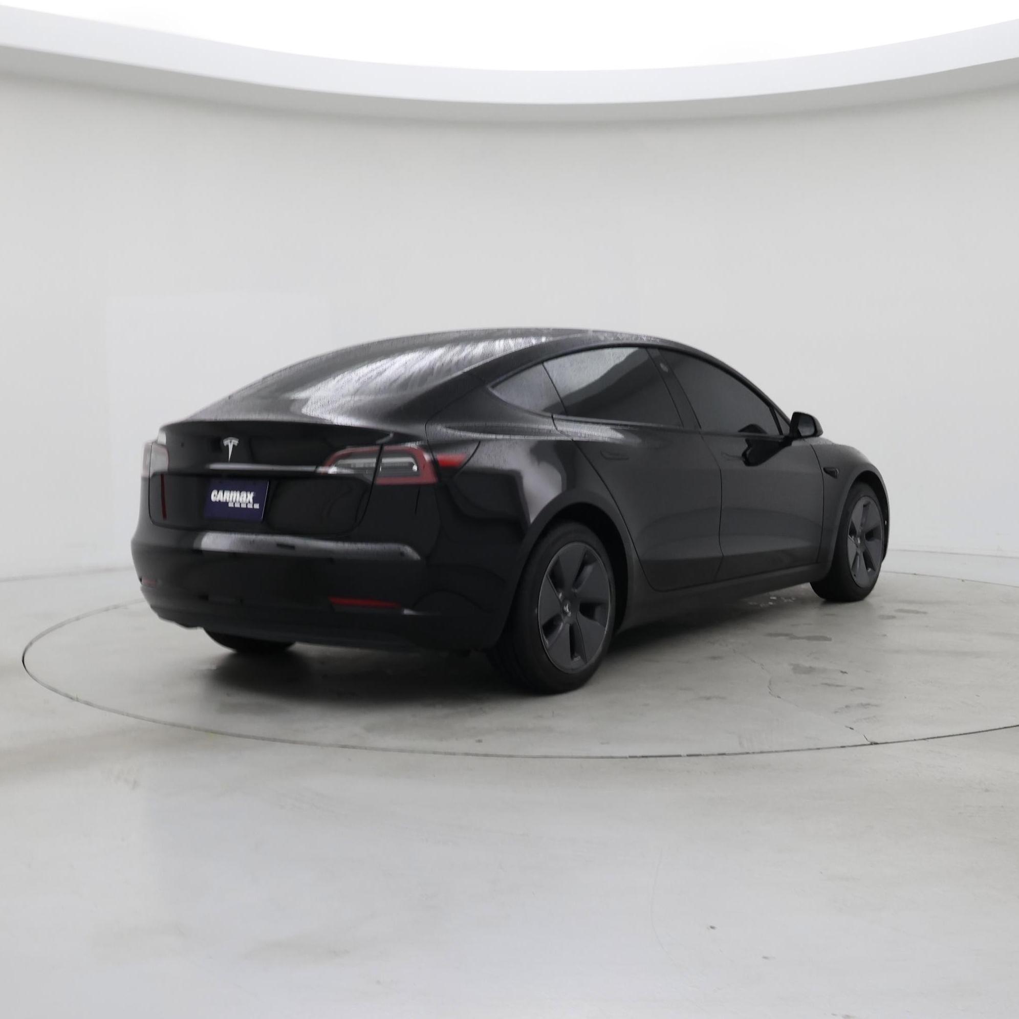 Thumbnail: 2023 Tesla Model 3 - 8