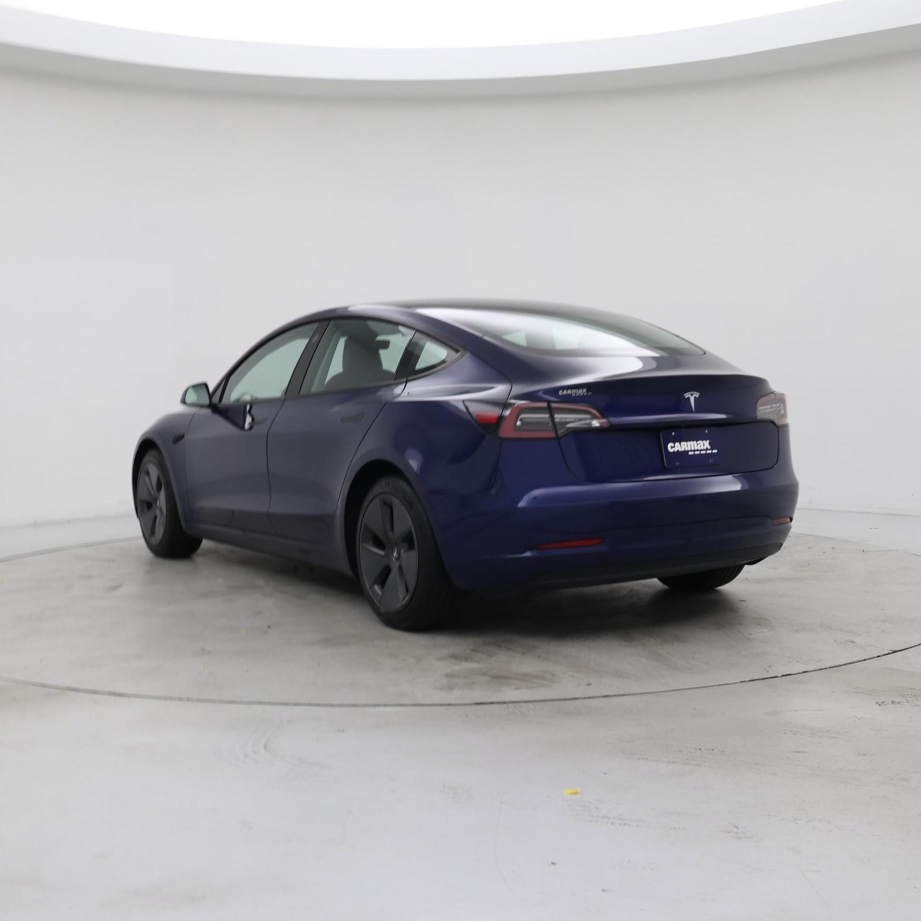Thumbnail: 2023 Tesla Model 3 - 2